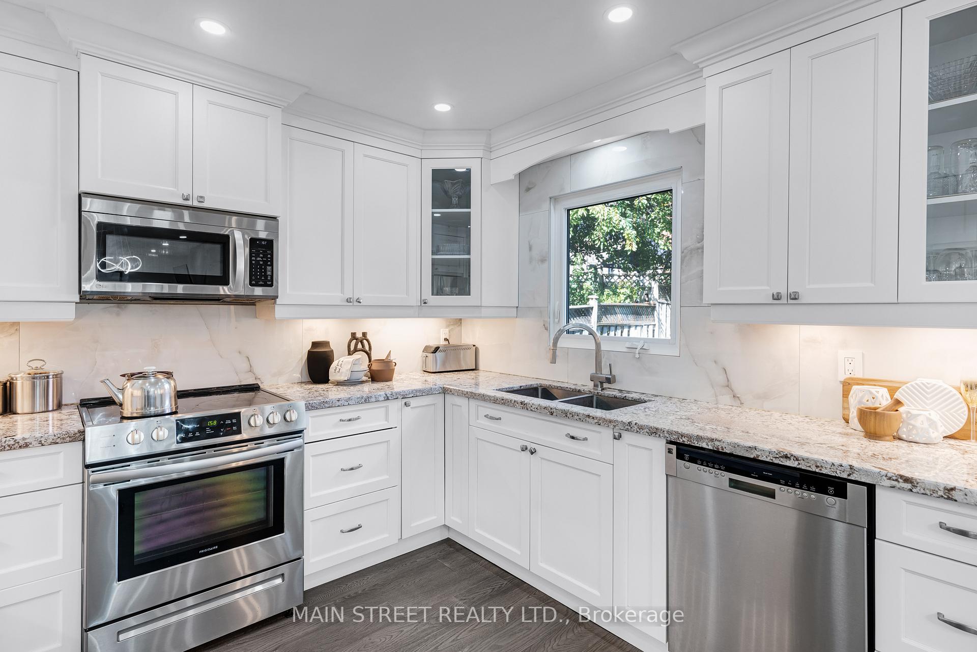 Photo 9 of 36 Nelson Circle, Newmarket, Armitage — HOMEH
