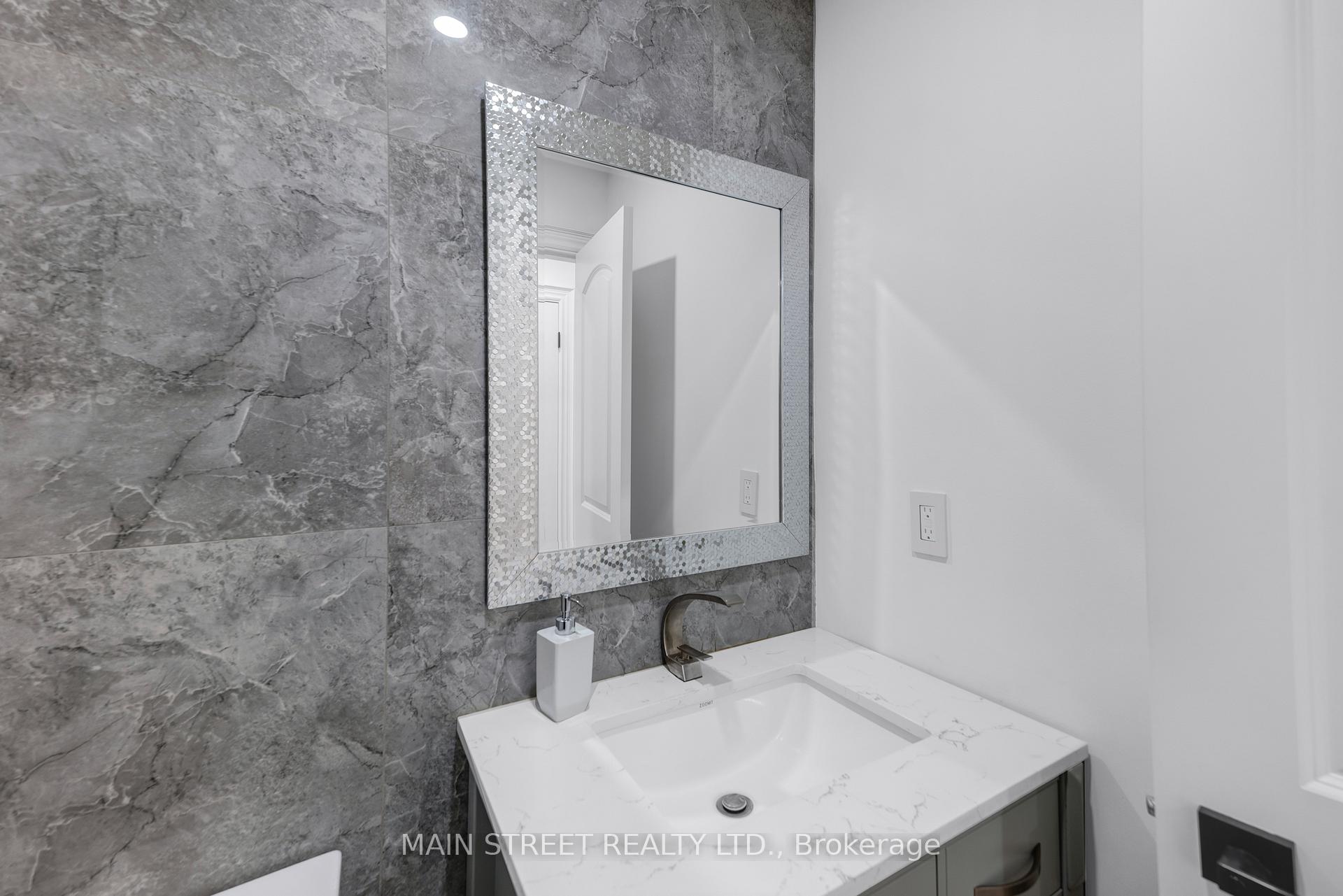 Photo 18 of 36 Nelson Circle, Newmarket, Armitage — HOMEH