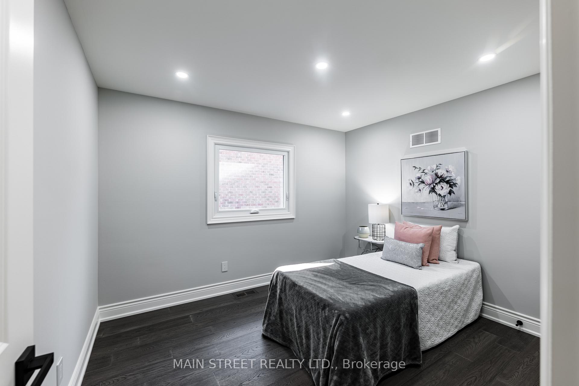 Photo 28 of 36 Nelson Circle, Newmarket, Armitage — HOMEH