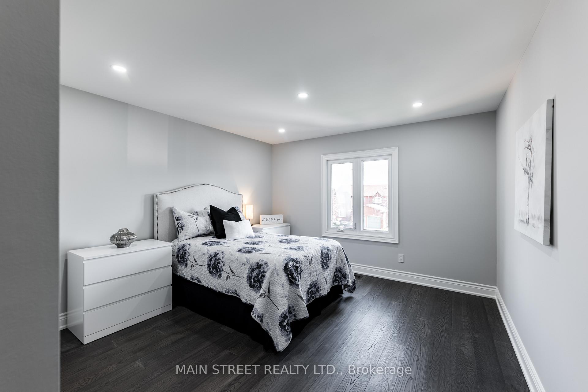 Photo 29 of 36 Nelson Circle, Newmarket, Armitage — HOMEH