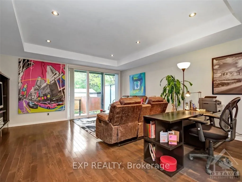 Photo 14 of 129A Cartier Street, Ottawa, Ottawa Centre/Golden Triangle — HOMEH
