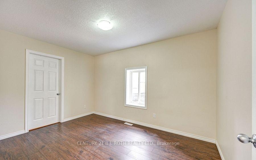 Photo 7 of Unit 1, 303 Moffat Street, Orillia — HOMEH