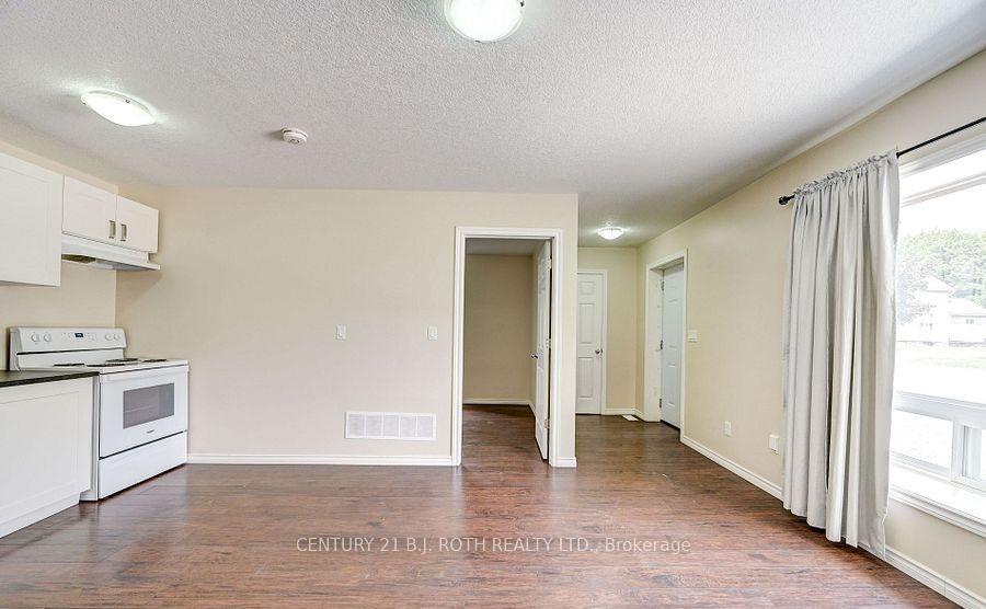 Photo 11 of Unit 1, 303 Moffat Street, Orillia — HOMEH