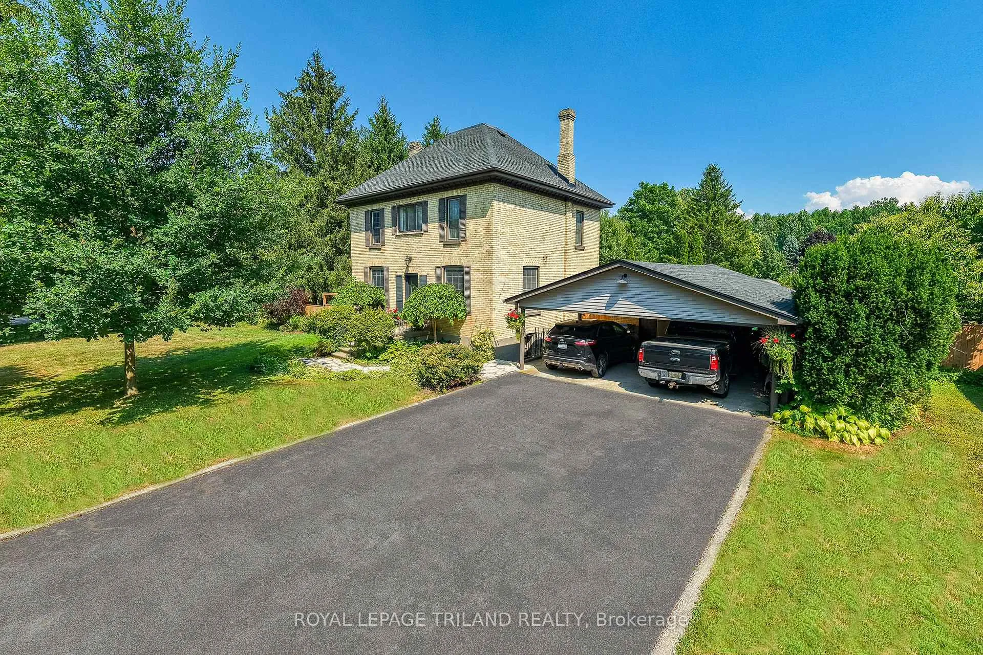 Photo 7 of 264 George Street, North Middlesex, Parkhill — HOMEH