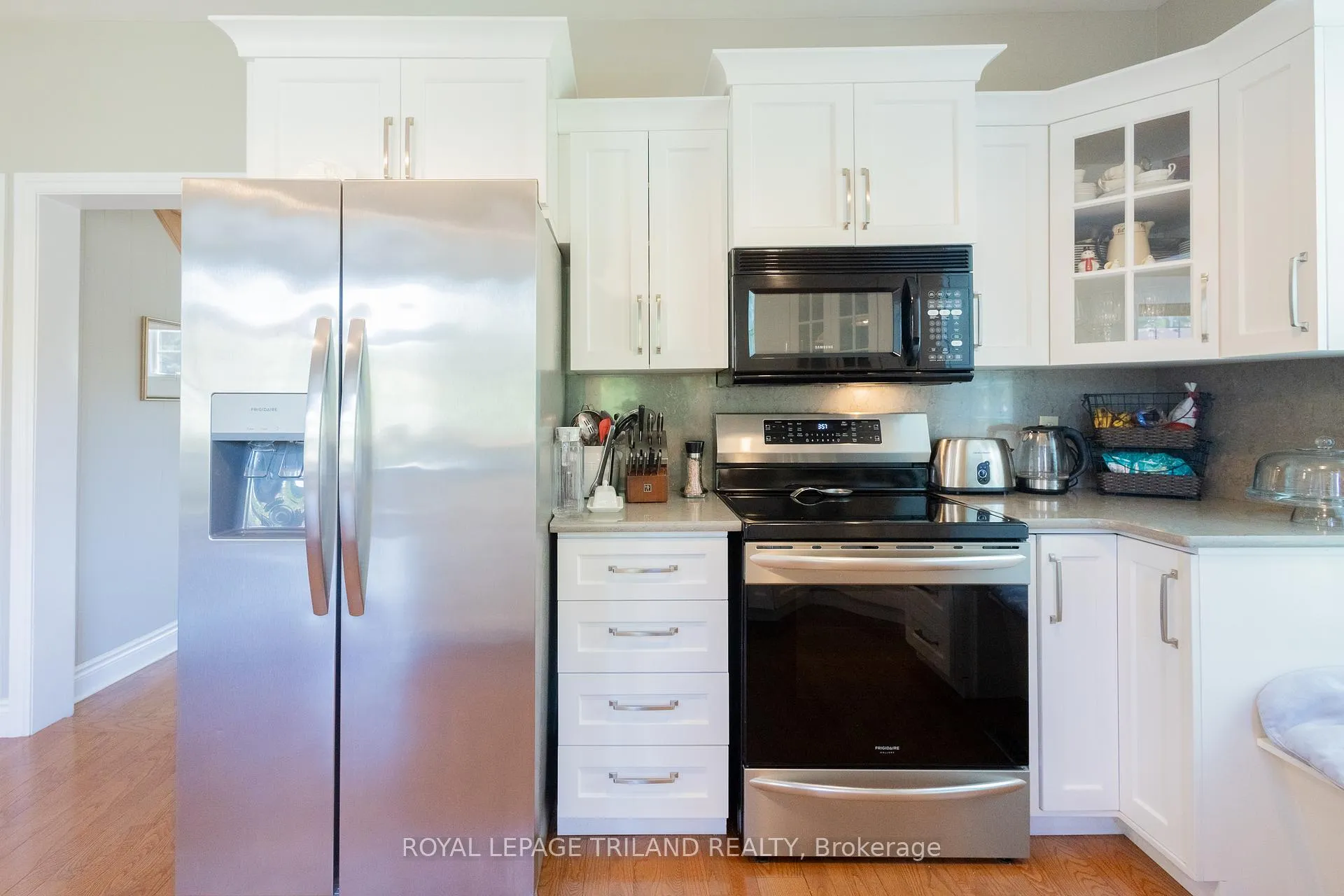 Photo 17 of 264 George Street, North Middlesex, Parkhill — HOMEH