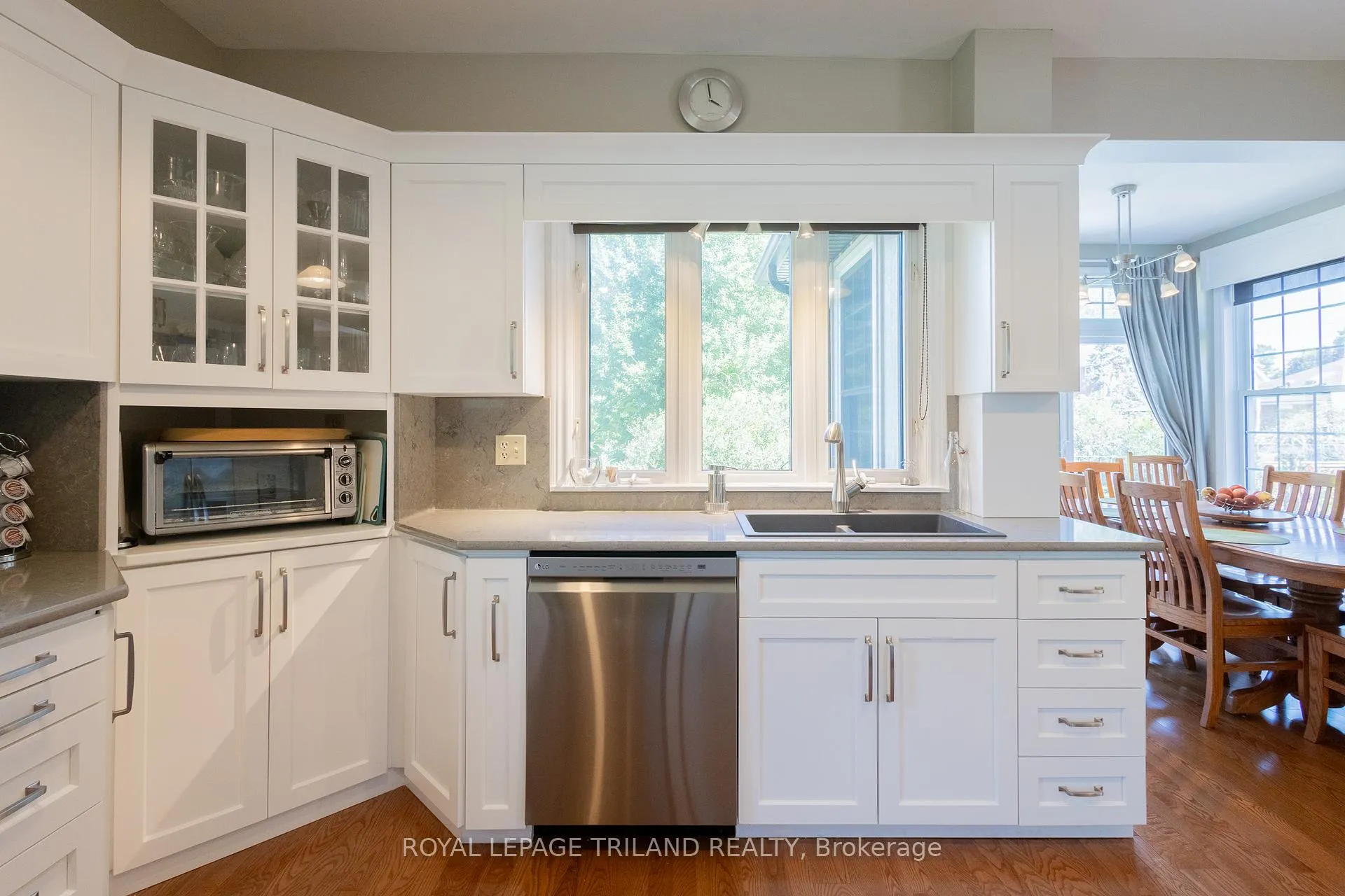 Photo 18 of 264 George Street, North Middlesex, Parkhill — HOMEH