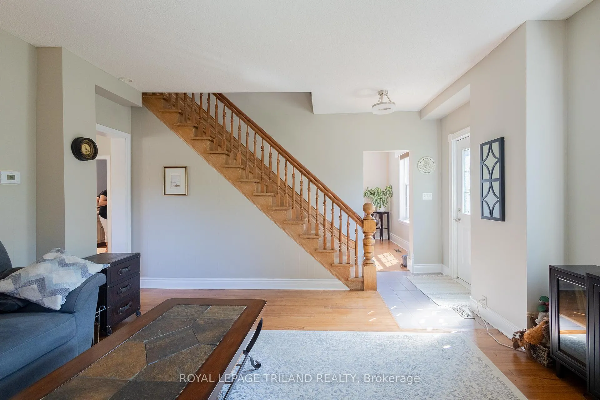 Photo 27 of 264 George Street, North Middlesex, Parkhill — HOMEH