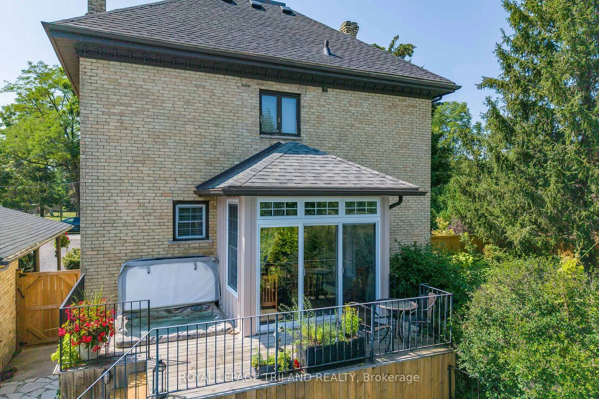 Photo 41 of 264 George Street, North Middlesex, Parkhill — HOMEH
