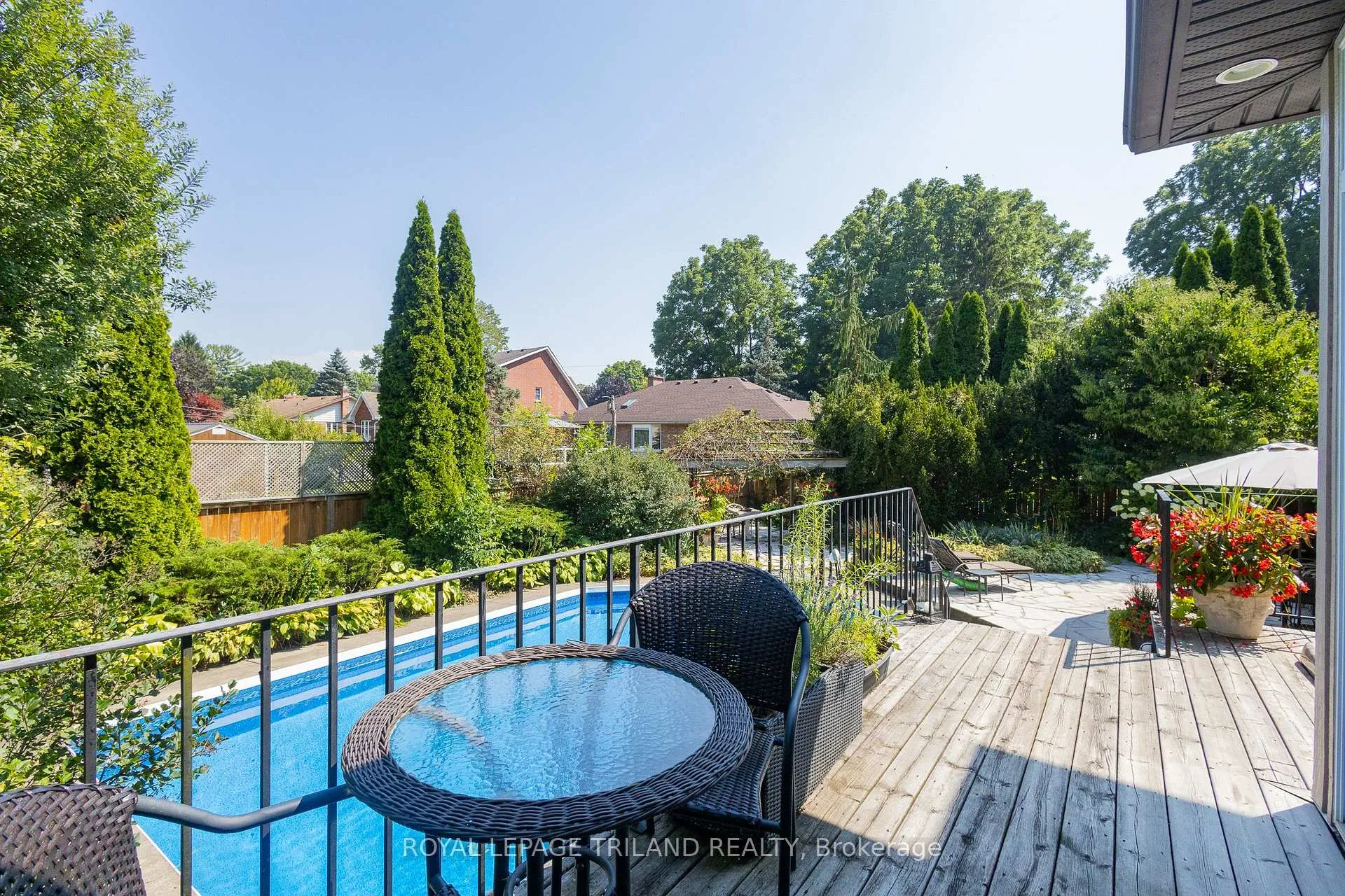 Photo 42 of 264 George Street, North Middlesex, Parkhill — HOMEH