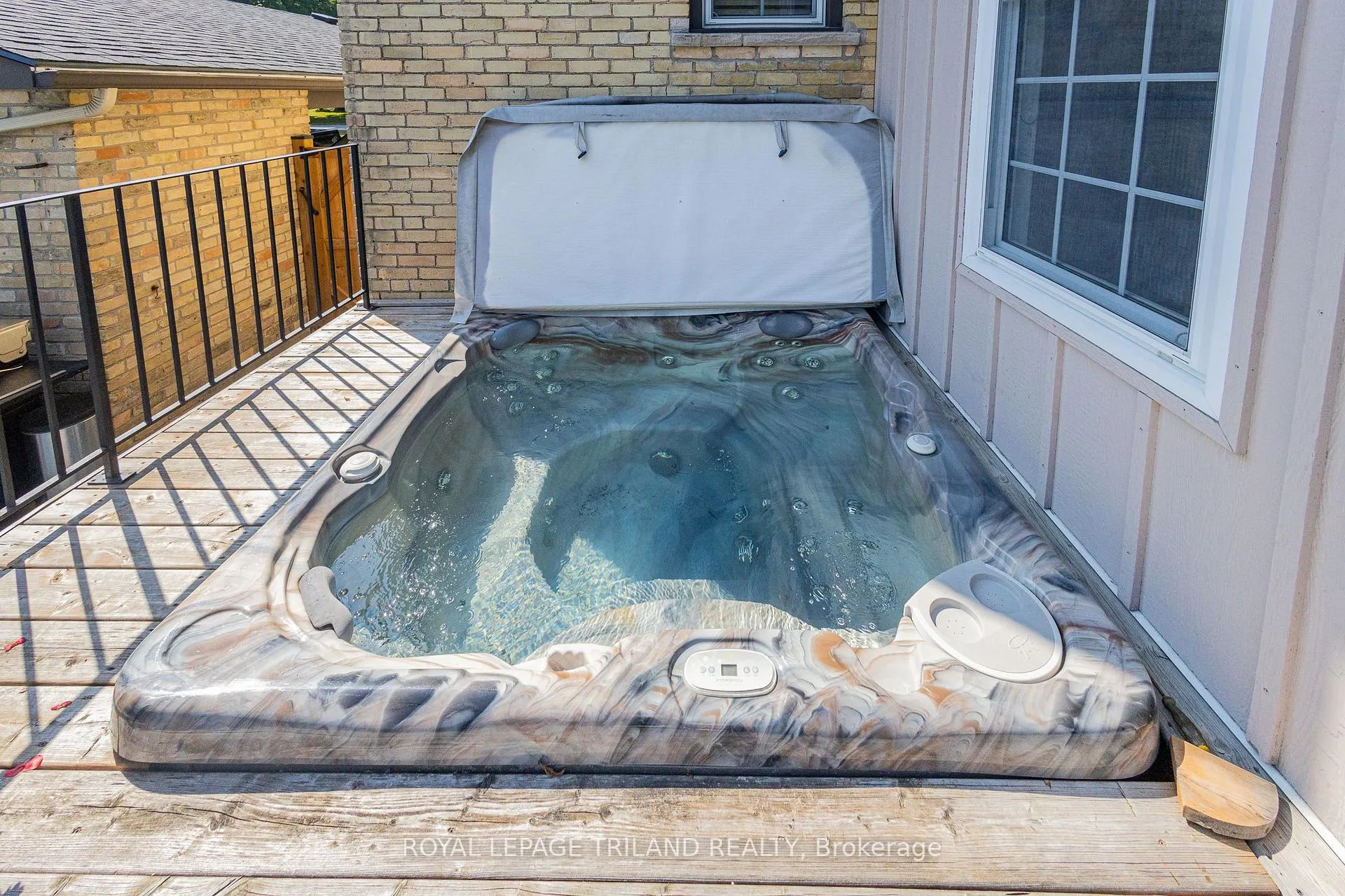Photo 43 of 264 George Street, North Middlesex, Parkhill — HOMEH