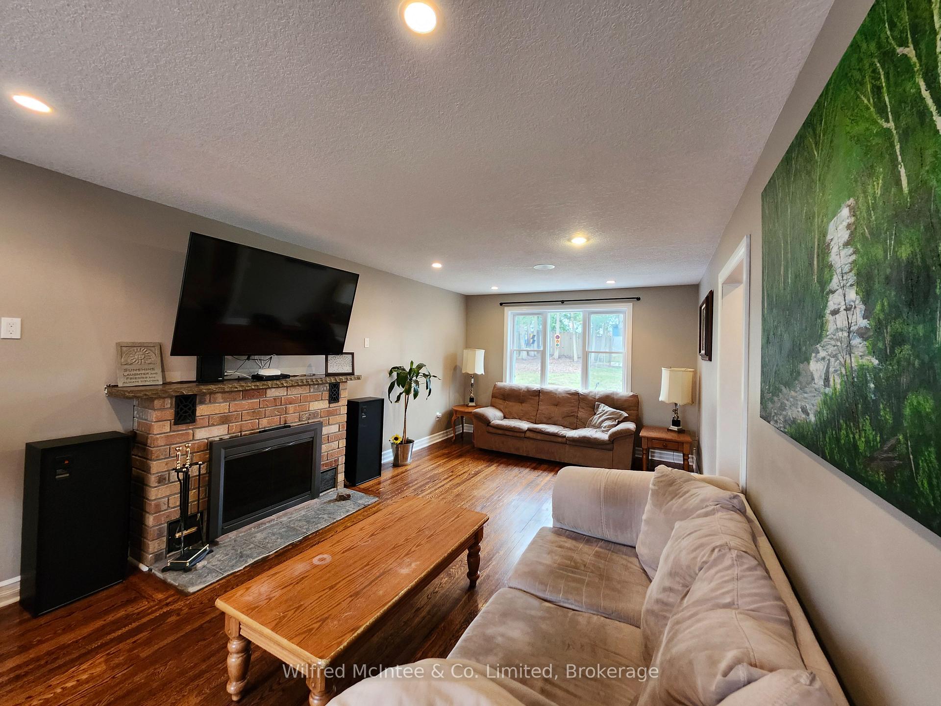 Photo 9 of 135 Catherine Street, North Huron, Wingham — HOMEH