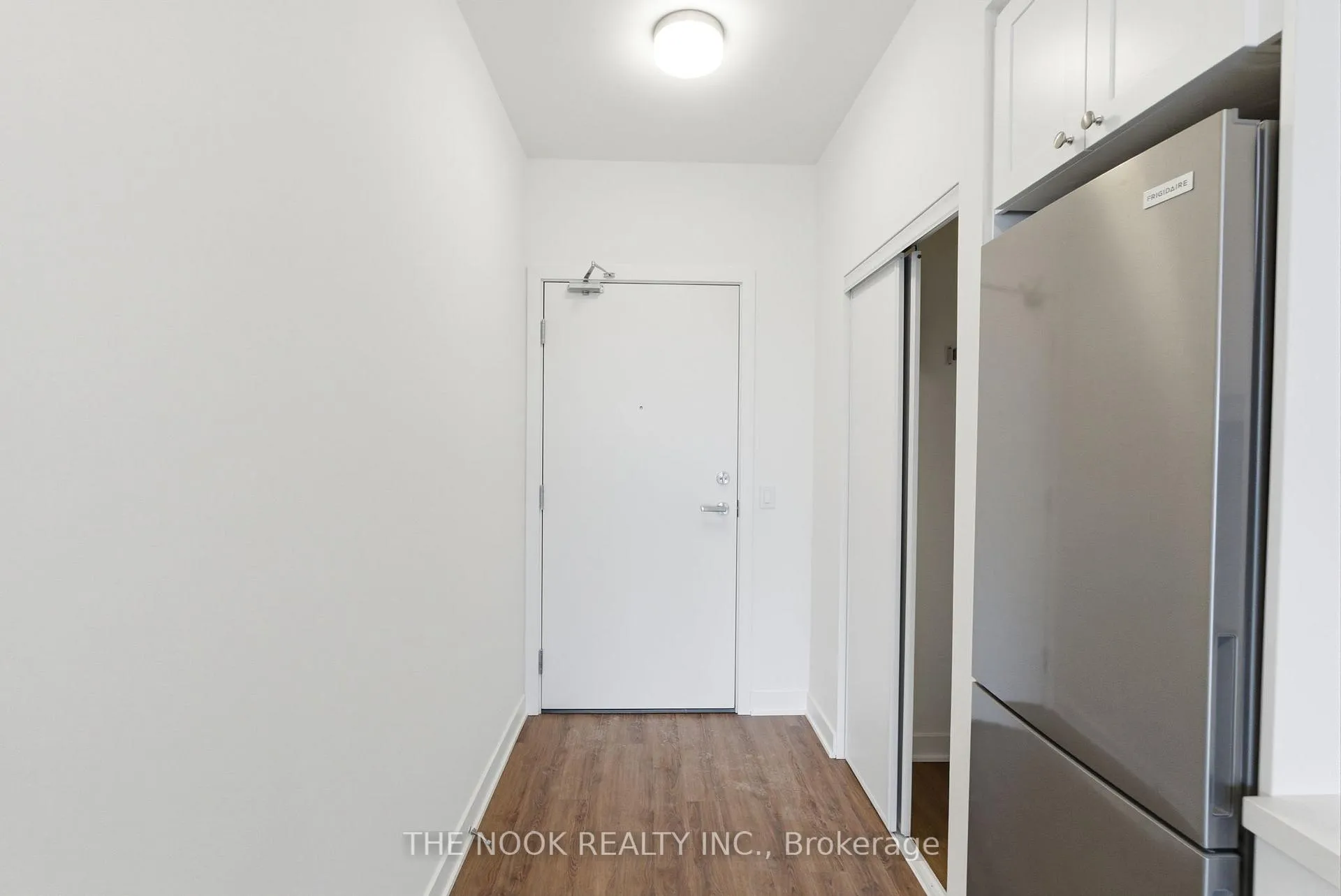 Photo 2 of Unit 603, 51 Clarington Boulevard, Clarington, Bowmanville — HOMEH