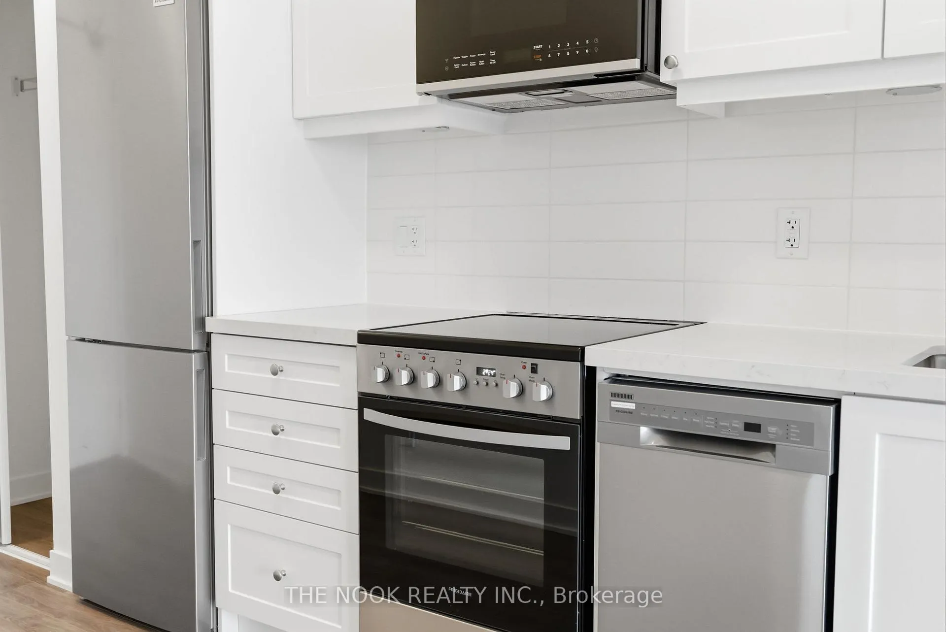 Photo 11 of Unit 603, 51 Clarington Boulevard, Clarington, Bowmanville — HOMEH