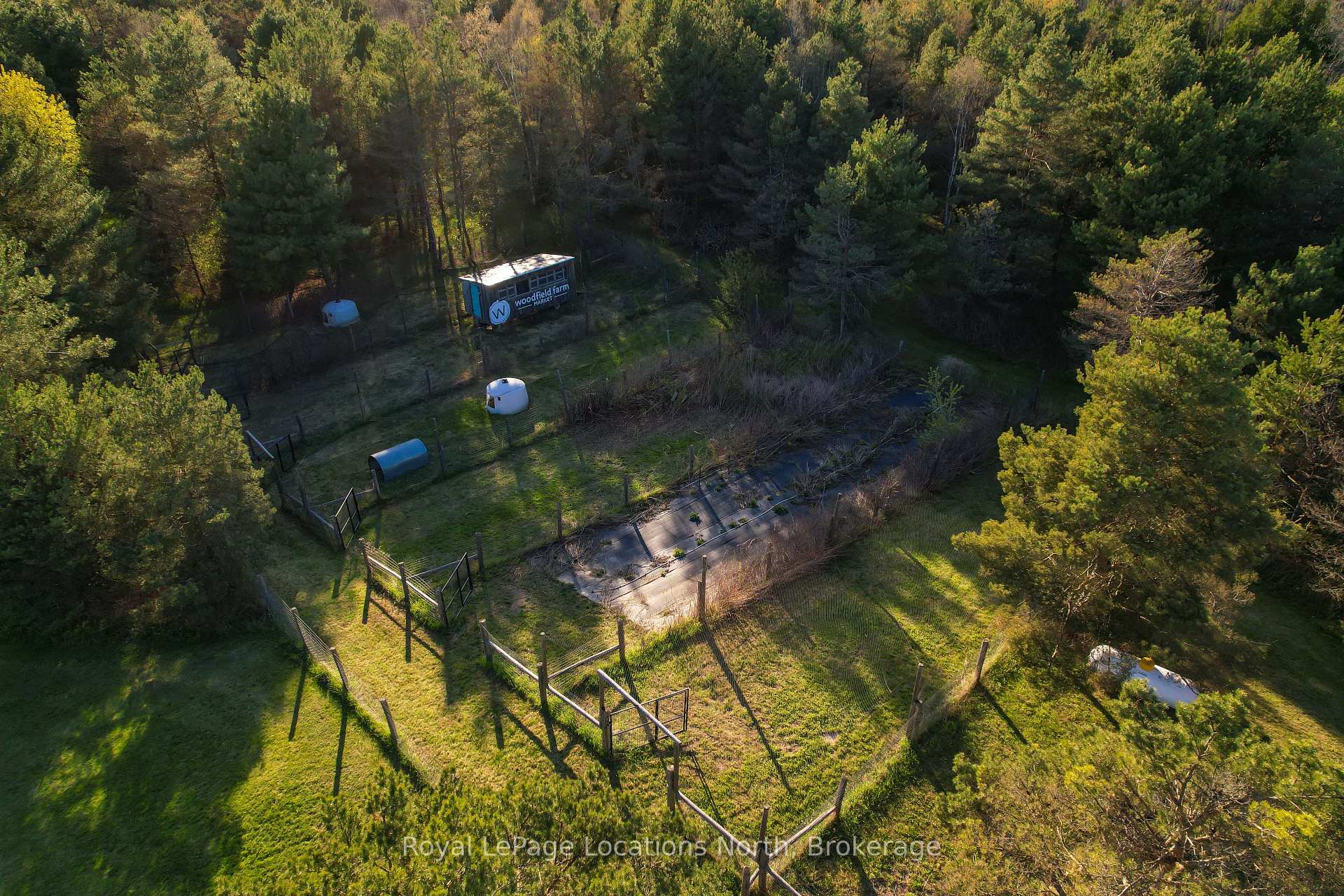 Photo 41 of 938444 Airport Road, Mulmur, Rural Mulmur — HOMEH