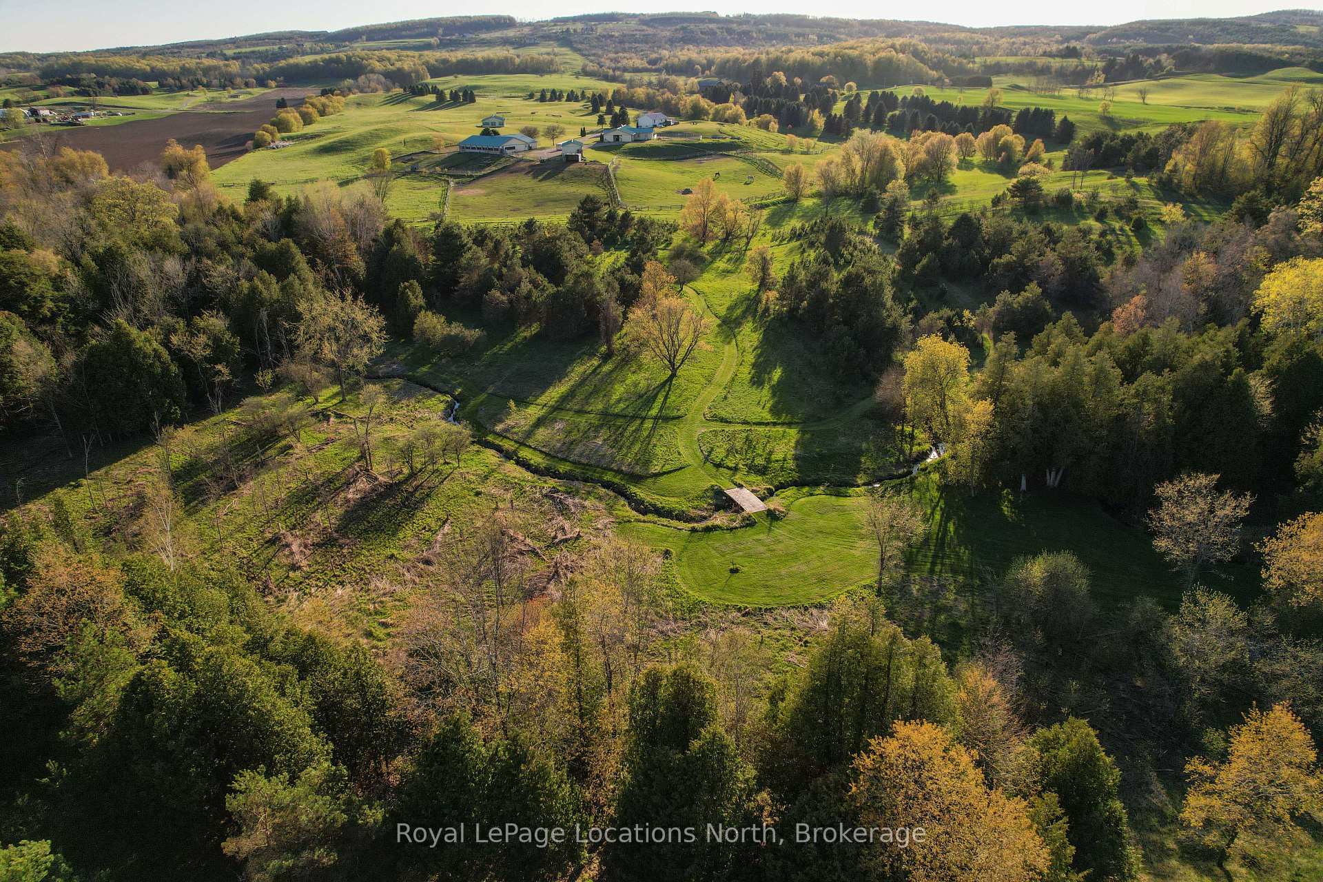 Photo 44 of 938444 Airport Road, Mulmur, Rural Mulmur — HOMEH
