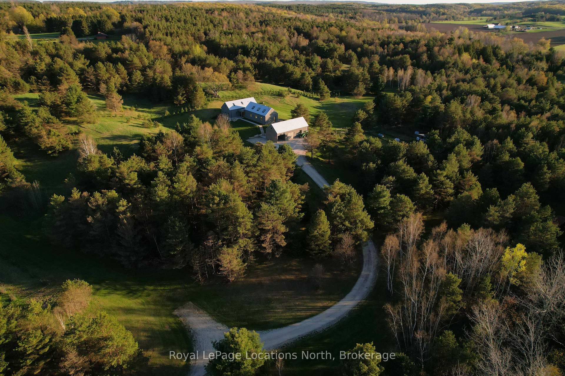Photo 50 of 938444 Airport Road, Mulmur, Rural Mulmur — HOMEH