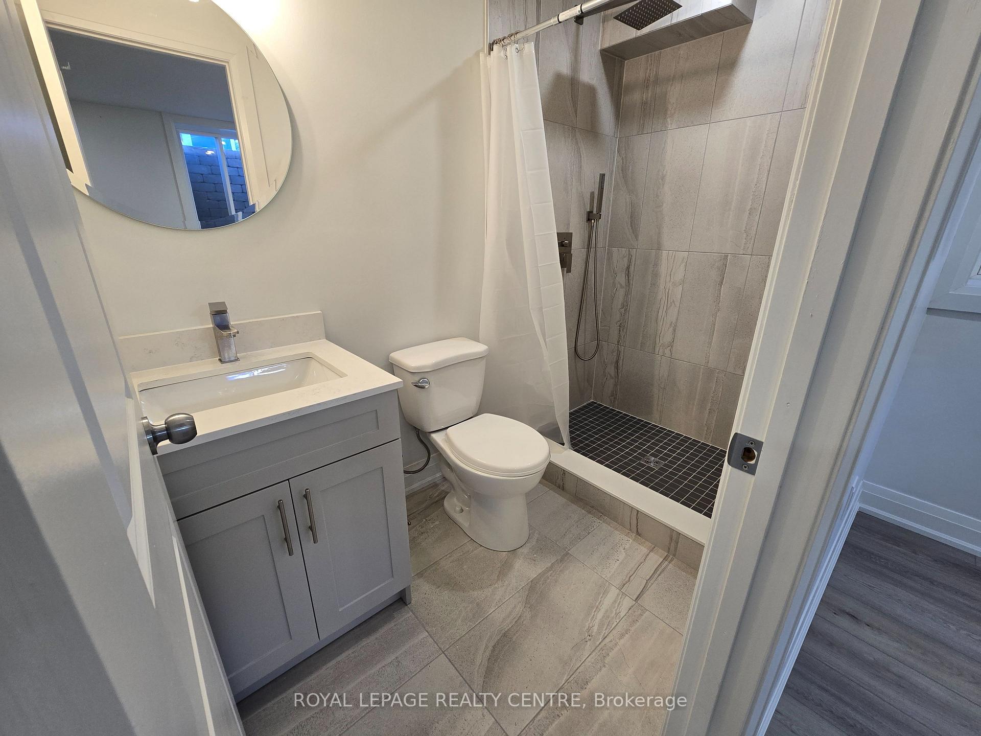 Photo 5 of Unit Bsmt, 24 Peacock Trail, New Tecumseth, Alliston — HOMEH