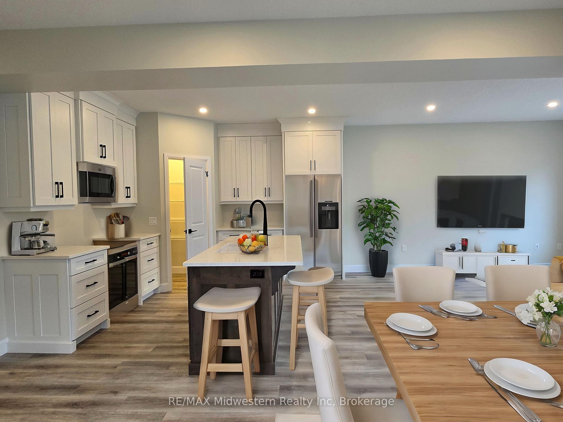 Photo 4 of 193 Queen Street, North Perth, Elma — HOMEH