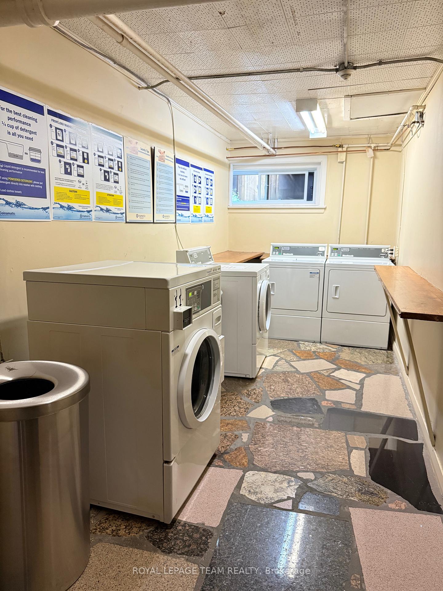 Photo 12 of Unit 2, 325 Cooper Street, Ottawa, Ottawa Centre — HOMEH