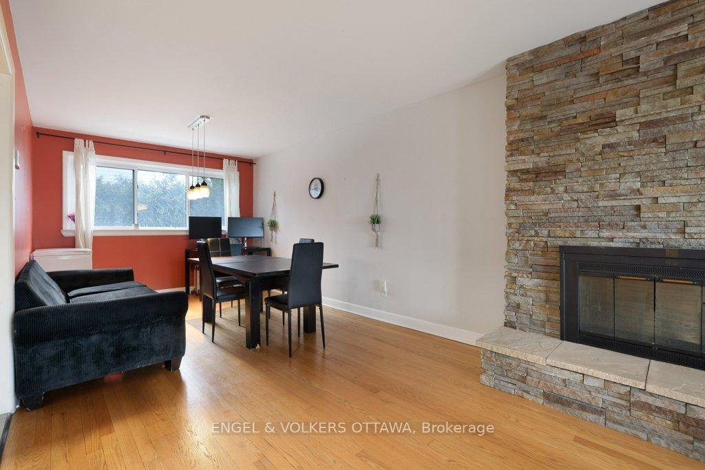 Photo 10 of 919 Bermuda Avenue, Ottawa, Carson Meadows — HOMEH