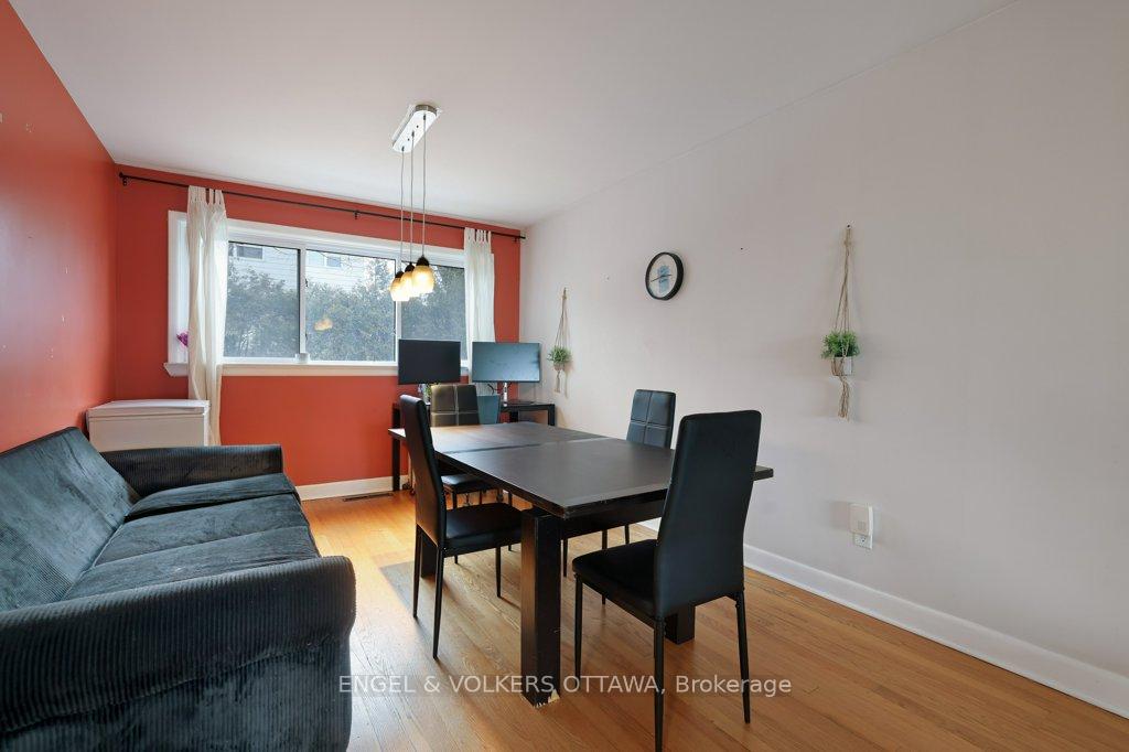 Photo 11 of 919 Bermuda Avenue, Ottawa, Carson Meadows — HOMEH