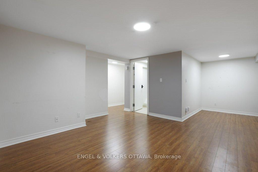 Photo 27 of 919 Bermuda Avenue, Ottawa, Carson Meadows — HOMEH