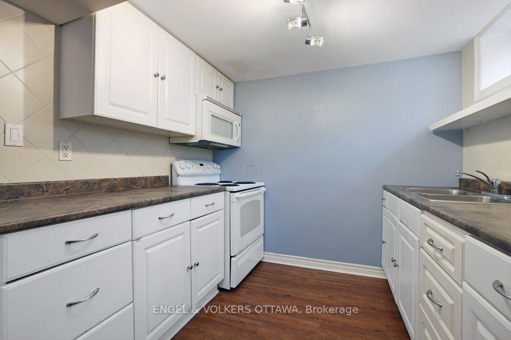 Photo 41 of 919 Bermuda Avenue, Ottawa, Carson Meadows — HOMEH
