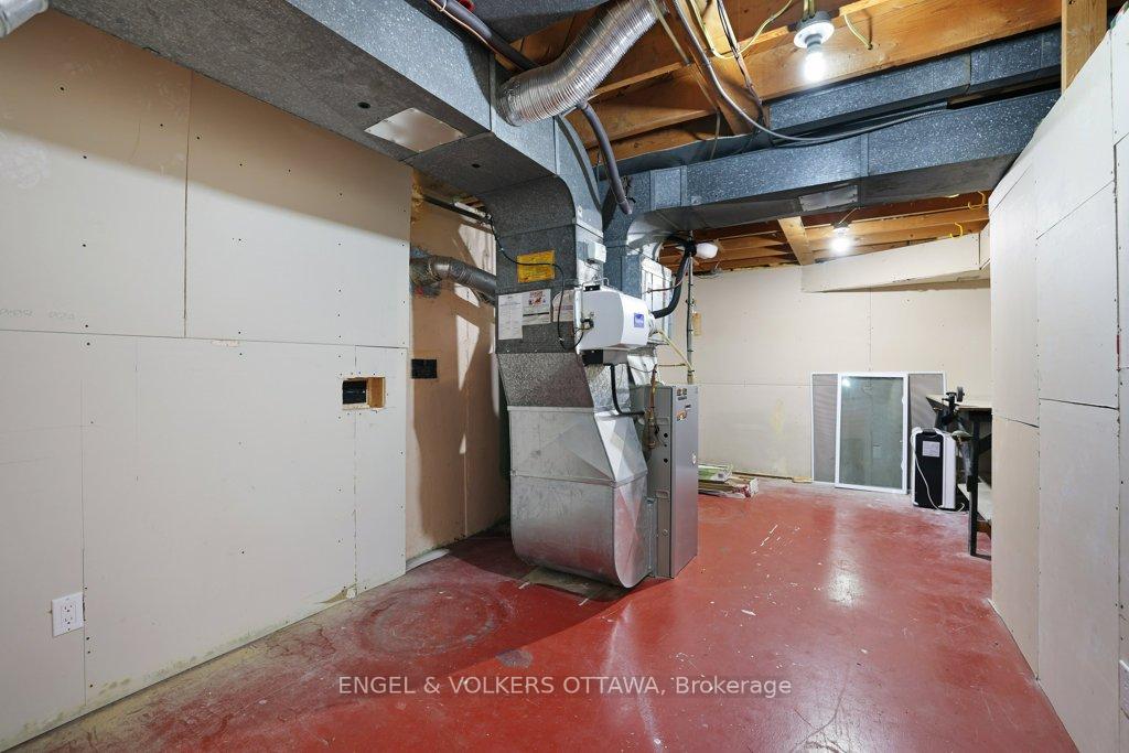 Photo 42 of 919 Bermuda Avenue, Ottawa, Carson Meadows — HOMEH