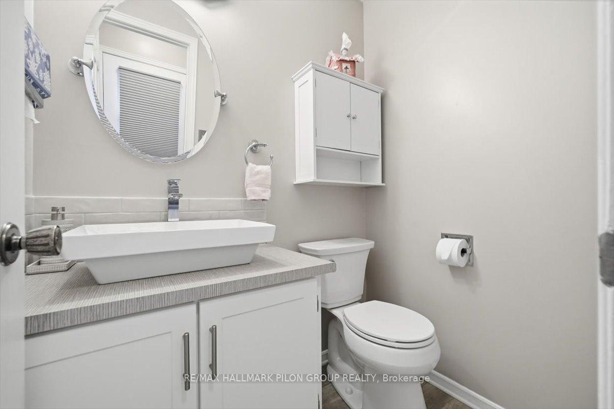 Photo 13 of 1066 Taffy Lane, Ottawa, Convent Glen North — HOMEH