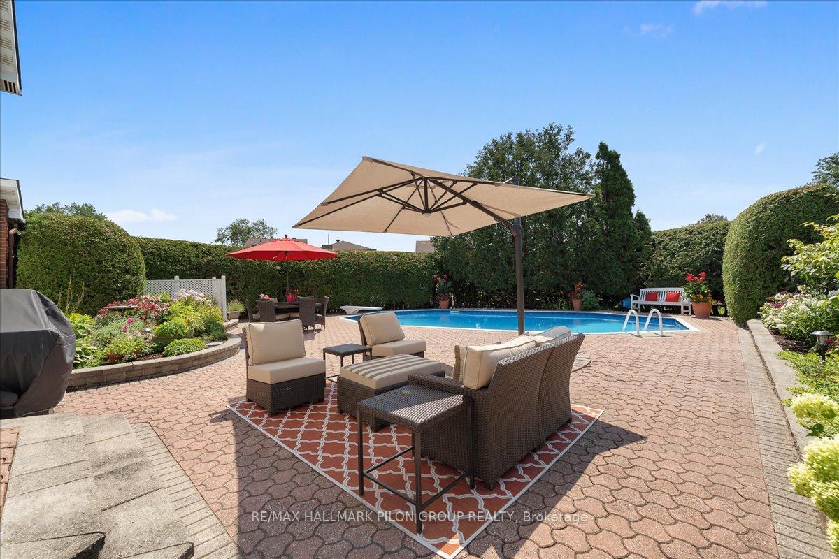 Photo 21 of 1066 Taffy Lane, Ottawa, Convent Glen North — HOMEH