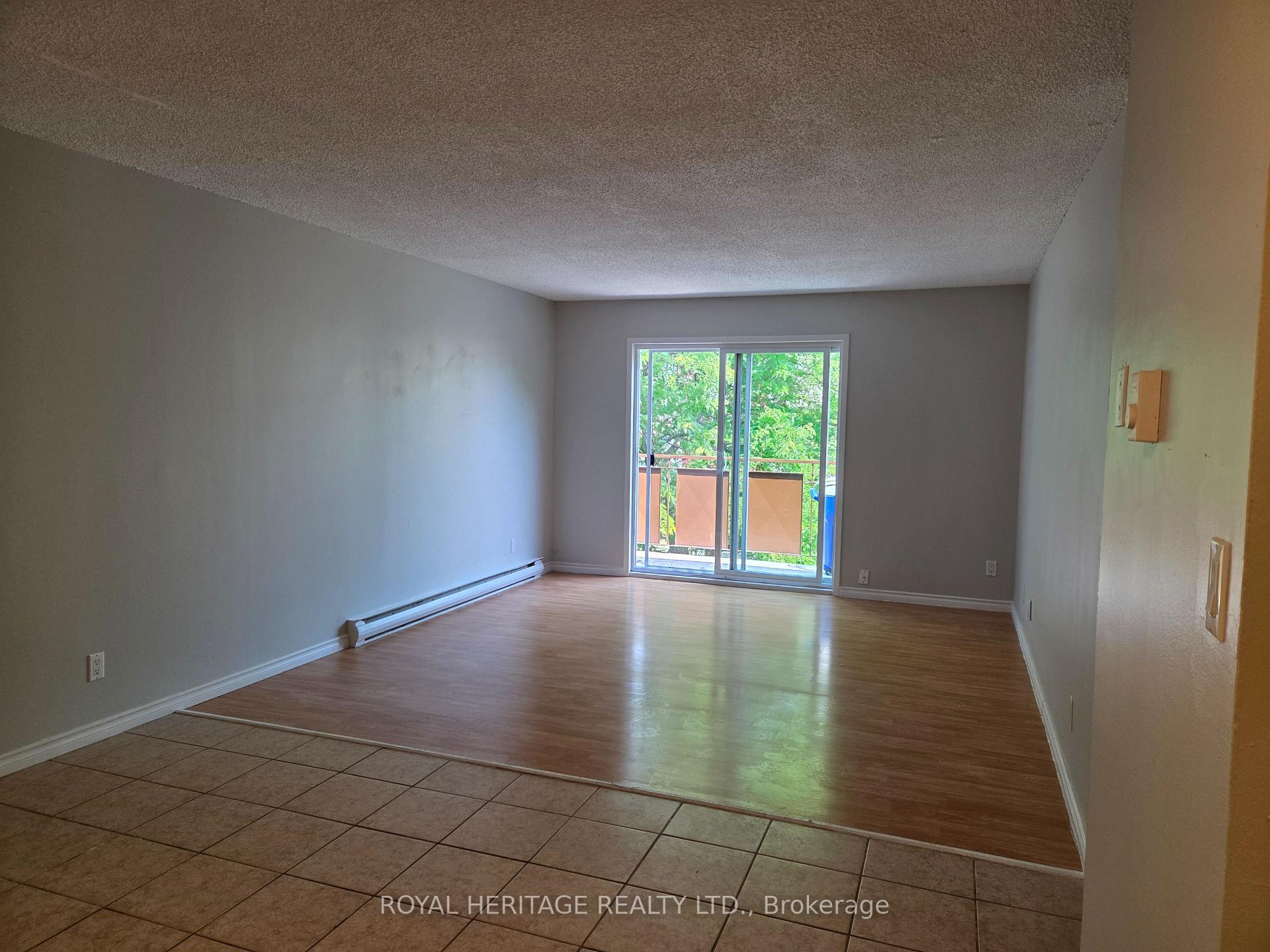 Photo 2 of Unit 308, 8800 Willoughby Drive, Niagara Falls, Chippawa — HOMEH