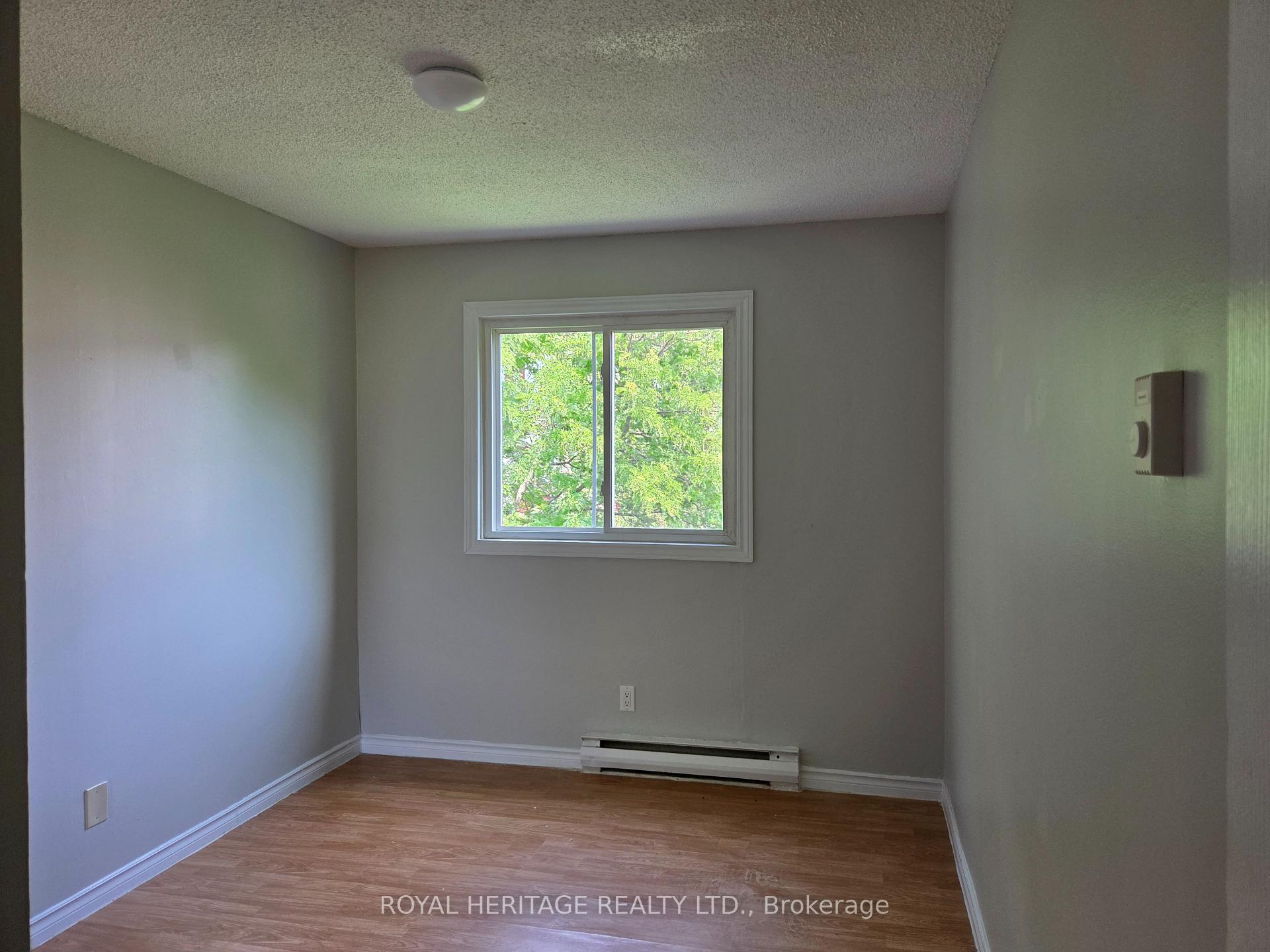 Photo 4 of Unit 308, 8800 Willoughby Drive, Niagara Falls, Chippawa — HOMEH