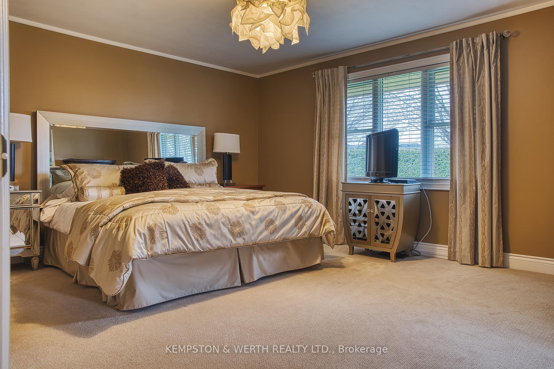 Photo 21 of 2 Jackson Crescent N, North Perth, Listowel — HOMEH