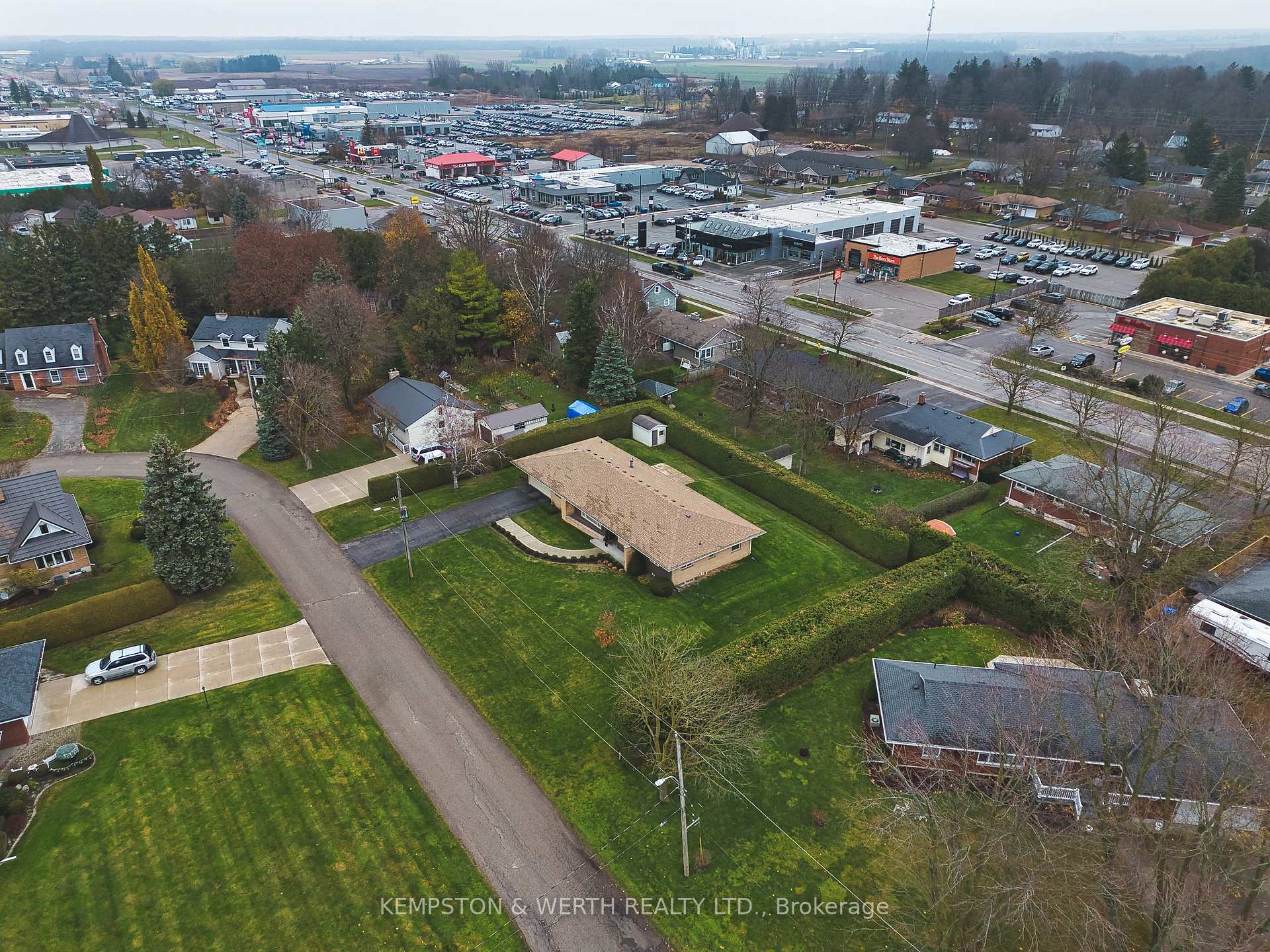 Photo 33 of 2 Jackson Crescent N, North Perth, Listowel — HOMEH