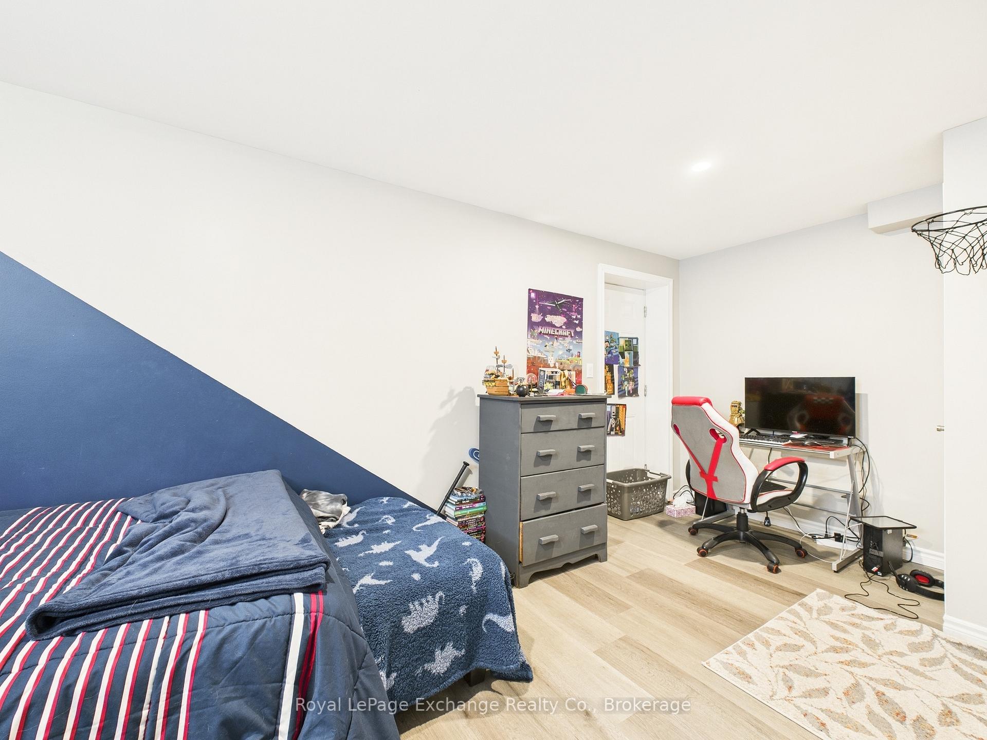Photo 17 of 369 Centre Street, North Huron, Wingham — HOMEH