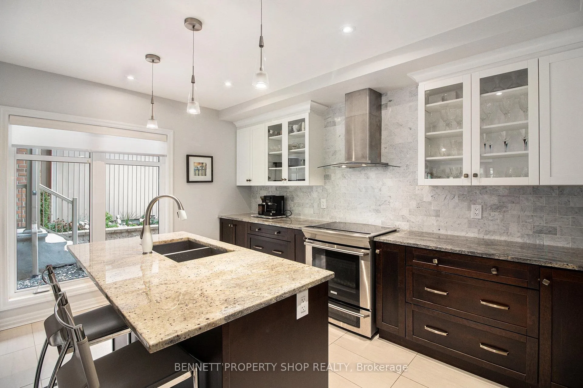 Photo 8 of 45 Aveia Private, Ottawa, Springridge/East Village — HOMEH