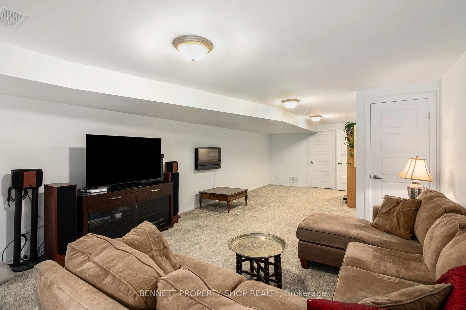 Photo 18 of 45 Aveia Private, Ottawa, Springridge/East Village — HOMEH