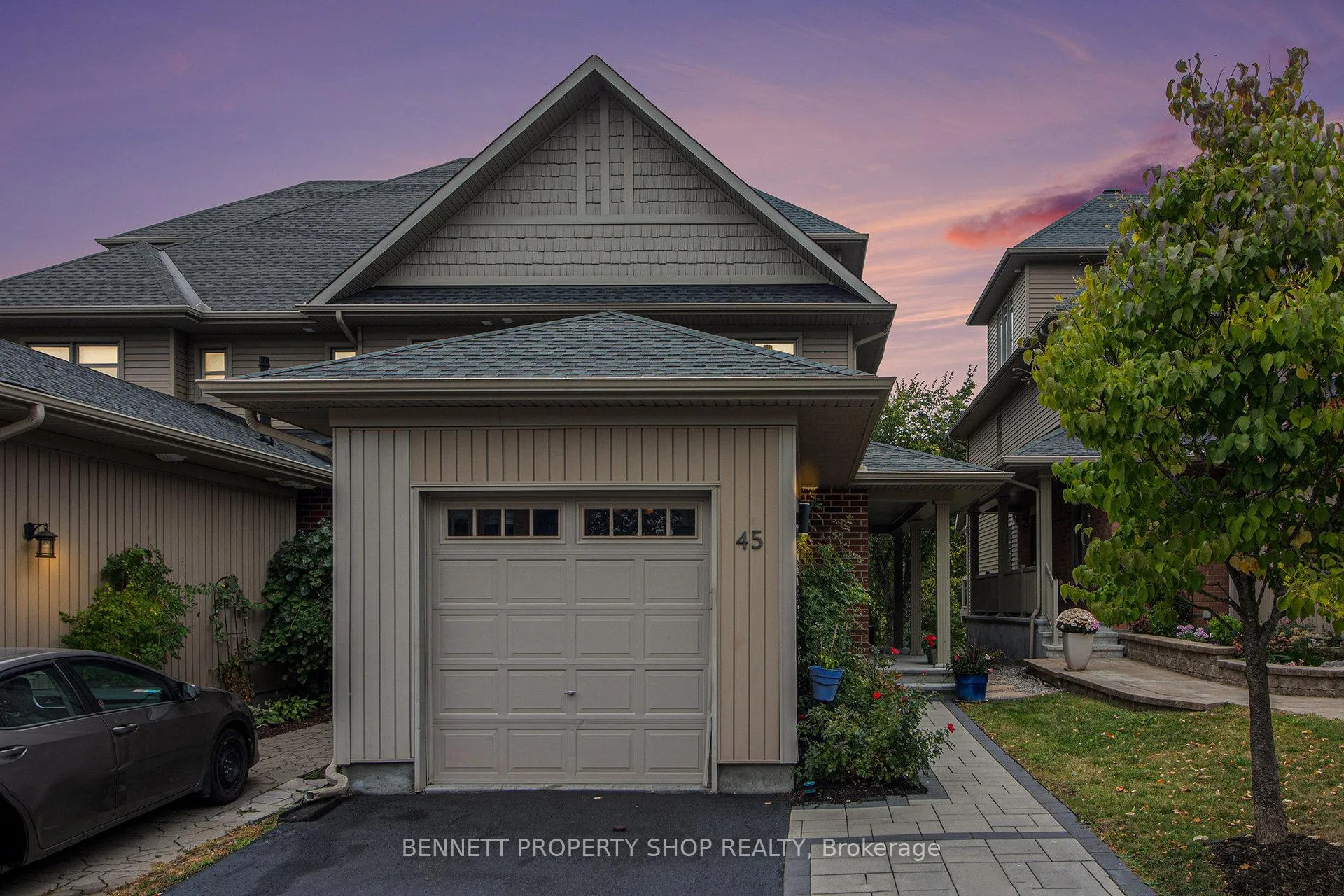 Photo 25 of 45 Aveia Private, Ottawa, Springridge/East Village — HOMEH