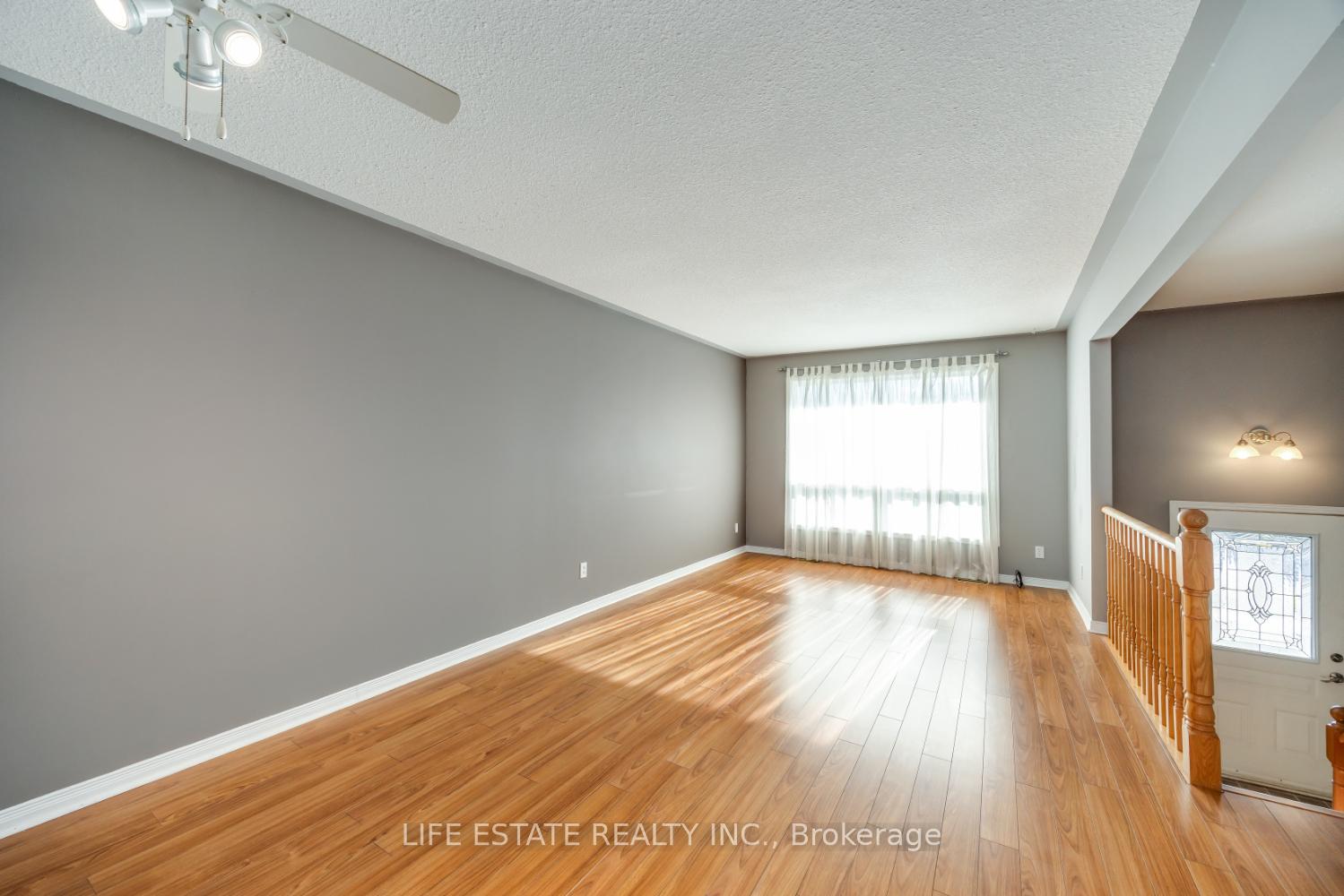 Photo 20 of 72 Calverley Street, Orillia — HOMEH