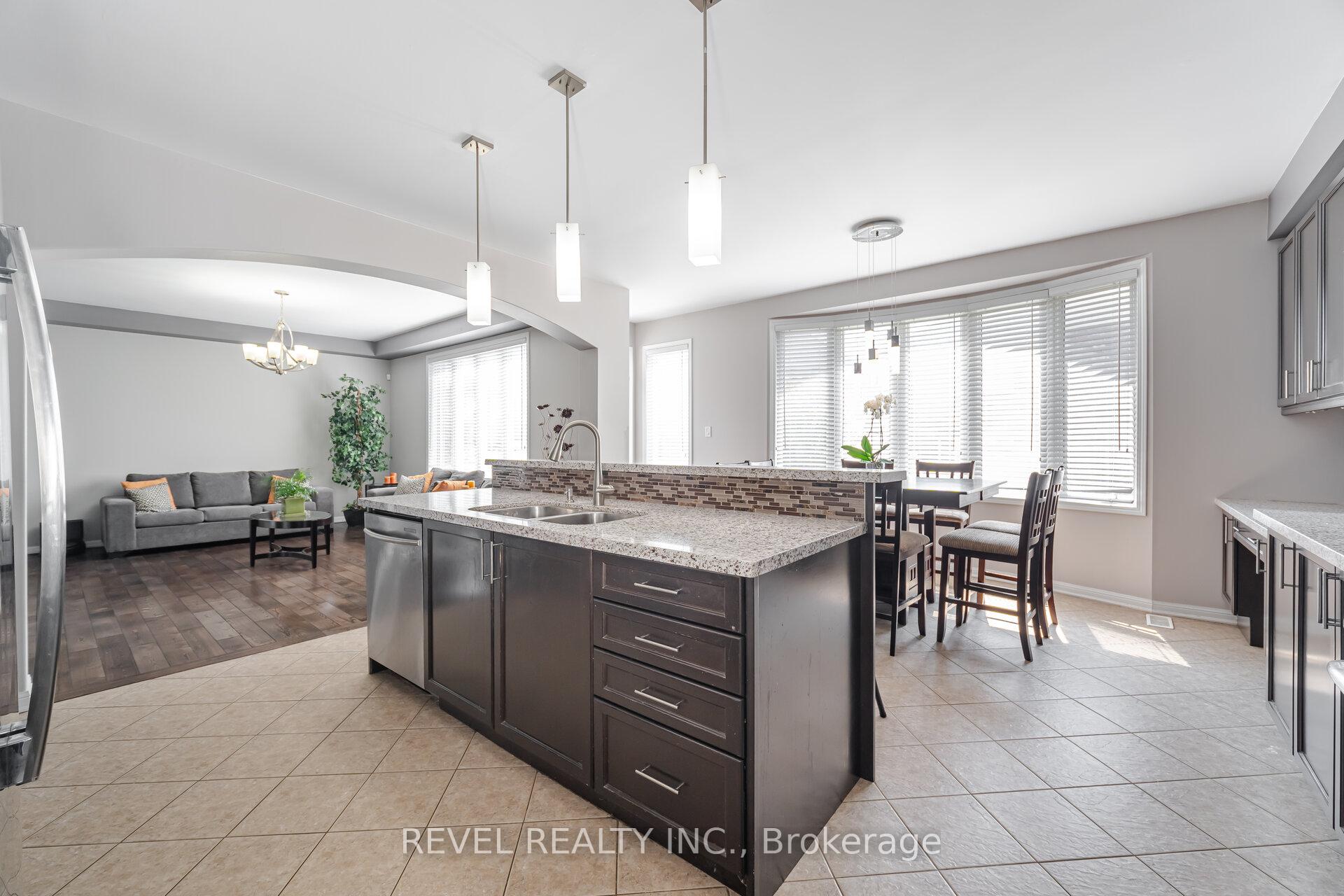 Photo 2 of 486 Pringle Avenue, Milton, Scott — HOMEH