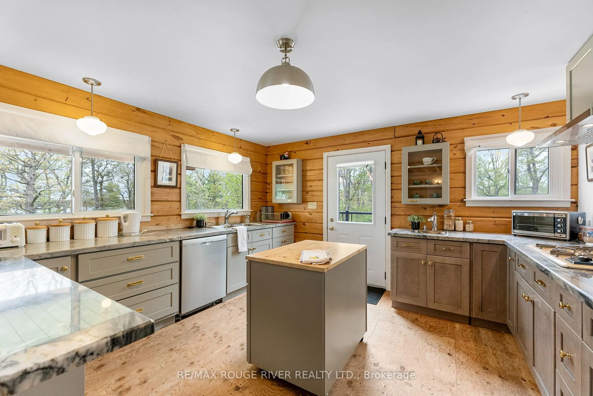 Photo 4 of 139 Hull's Road, North Kawartha — HOMEH