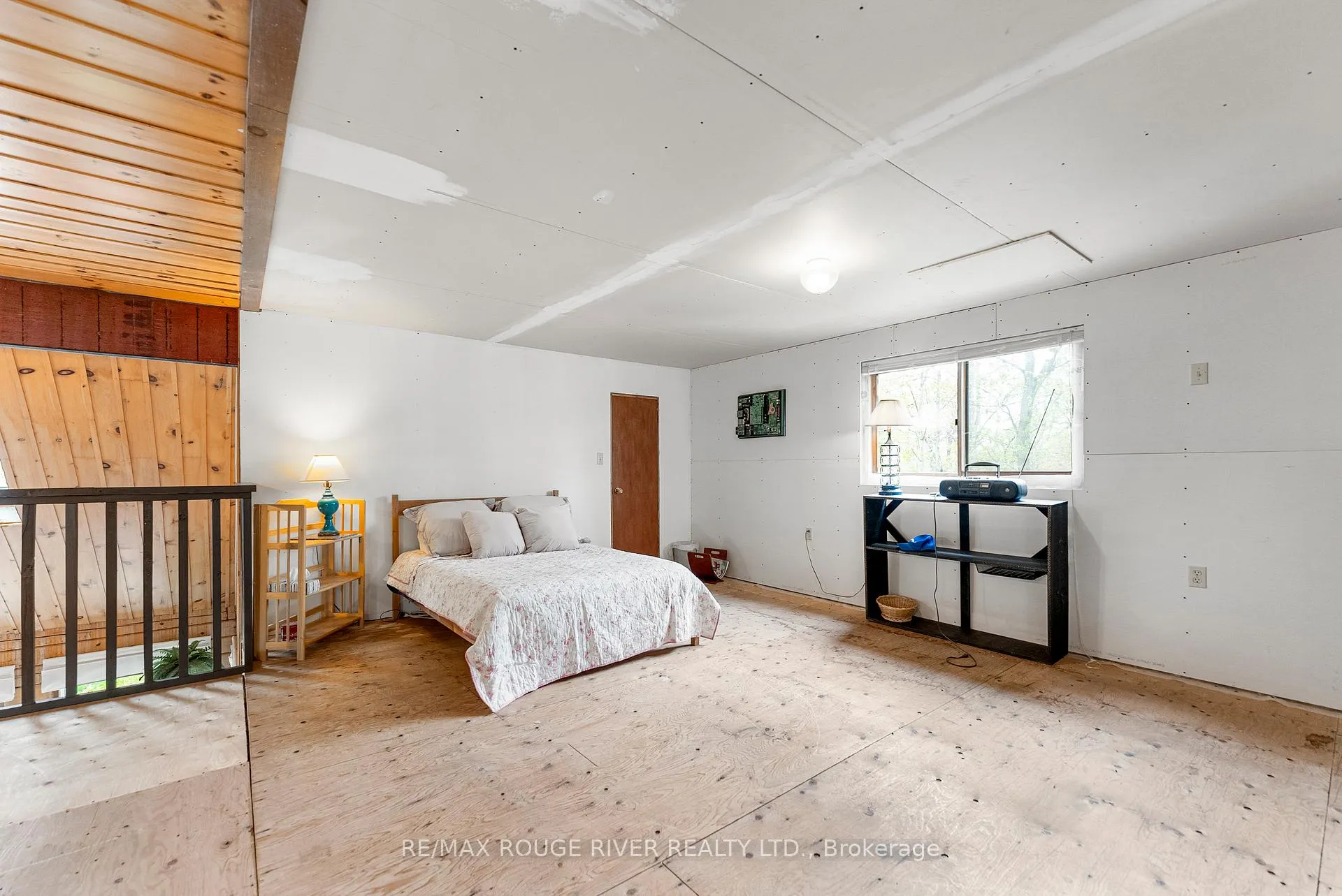 Photo 21 of 139 Hull's Road, North Kawartha — HOMEH