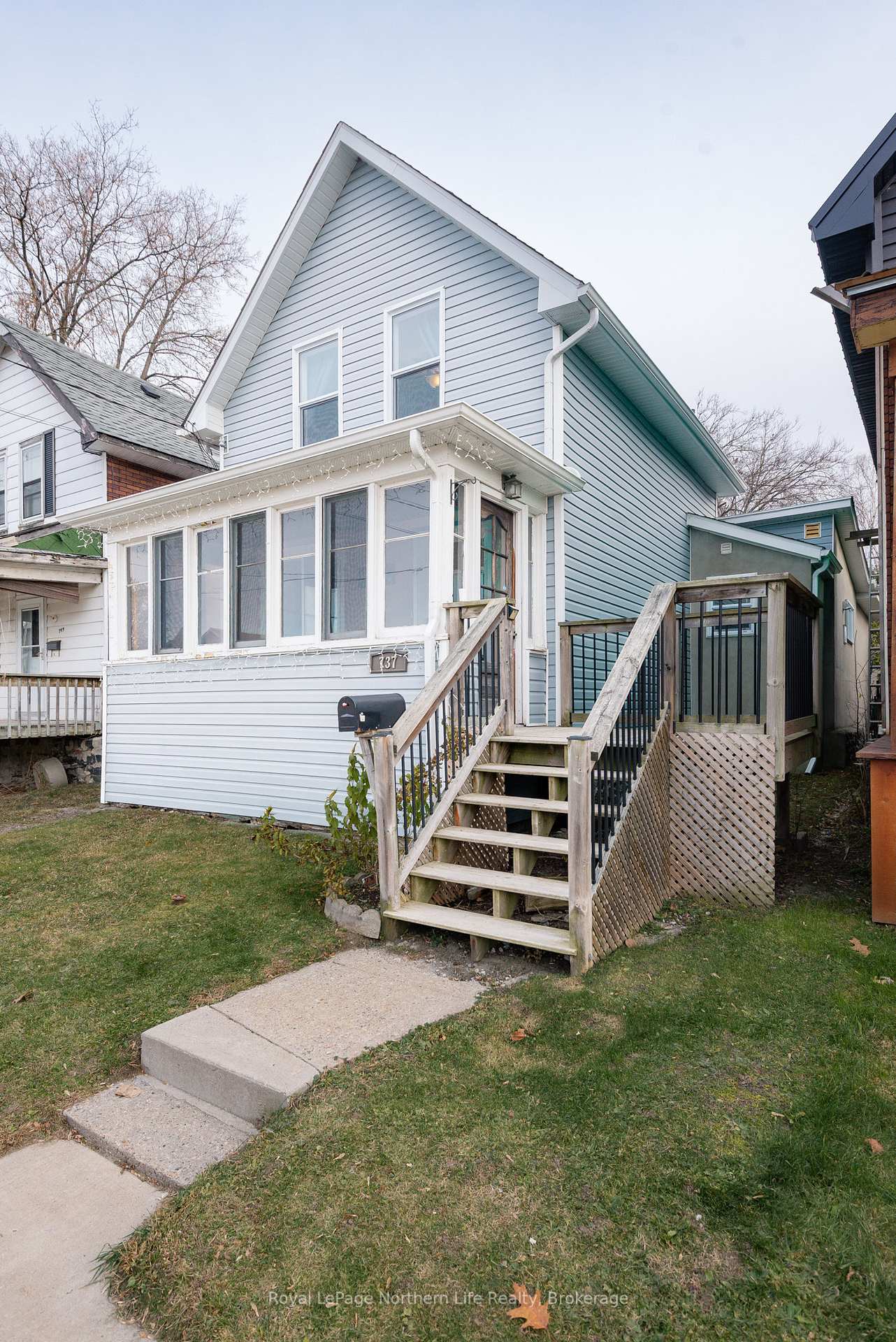 Front of 737 Wyld Street