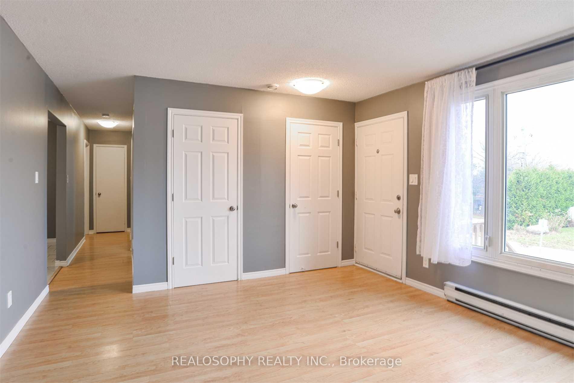 Photo 2 of 2 Christine Place, Orillia — HOMEH