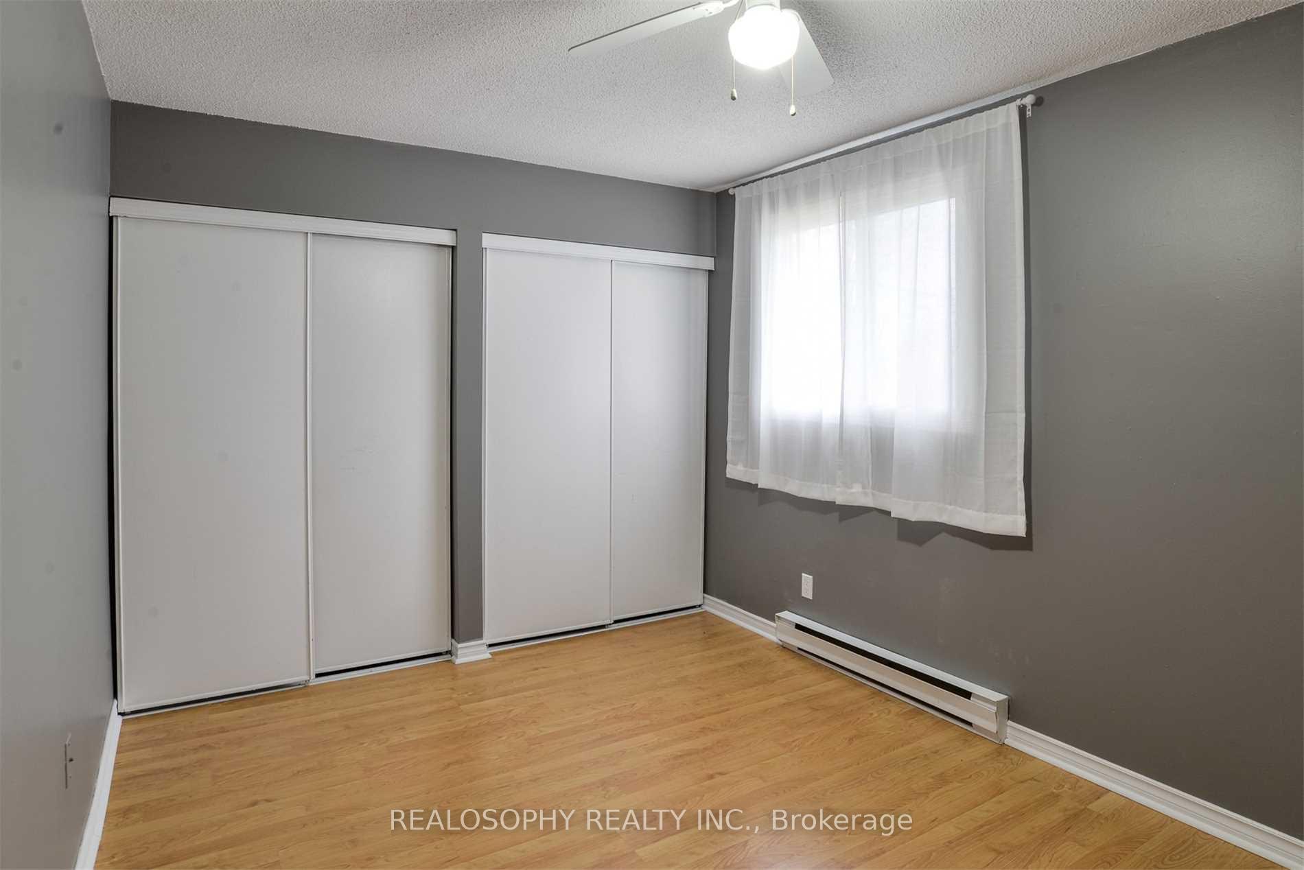Photo 4 of 2 Christine Place, Orillia — HOMEH
