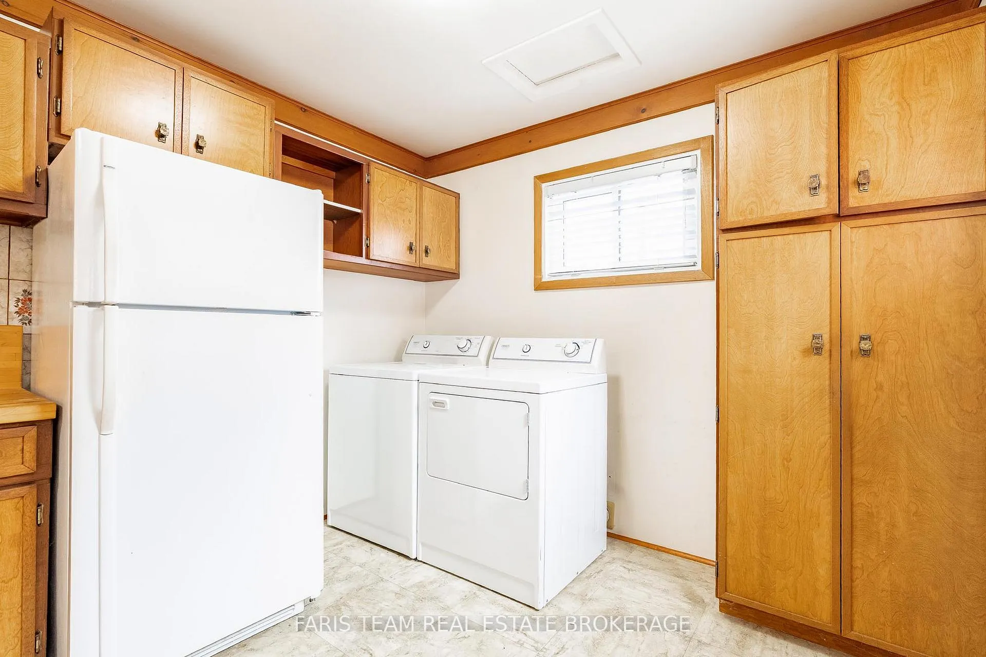 Photo 21 of 175 Mary Street, Orillia — HOMEH