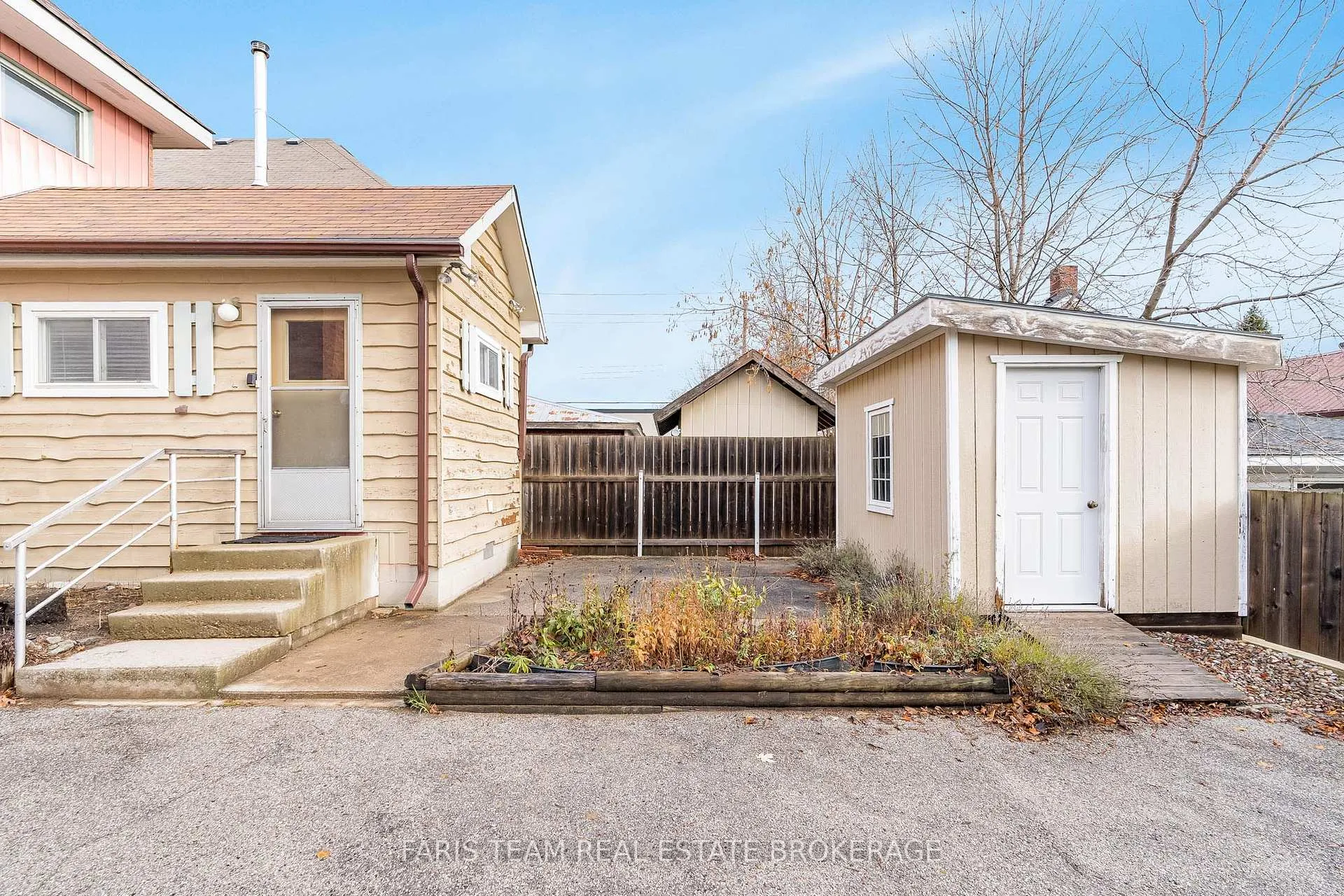 Photo 35 of 175 Mary Street, Orillia — HOMEH