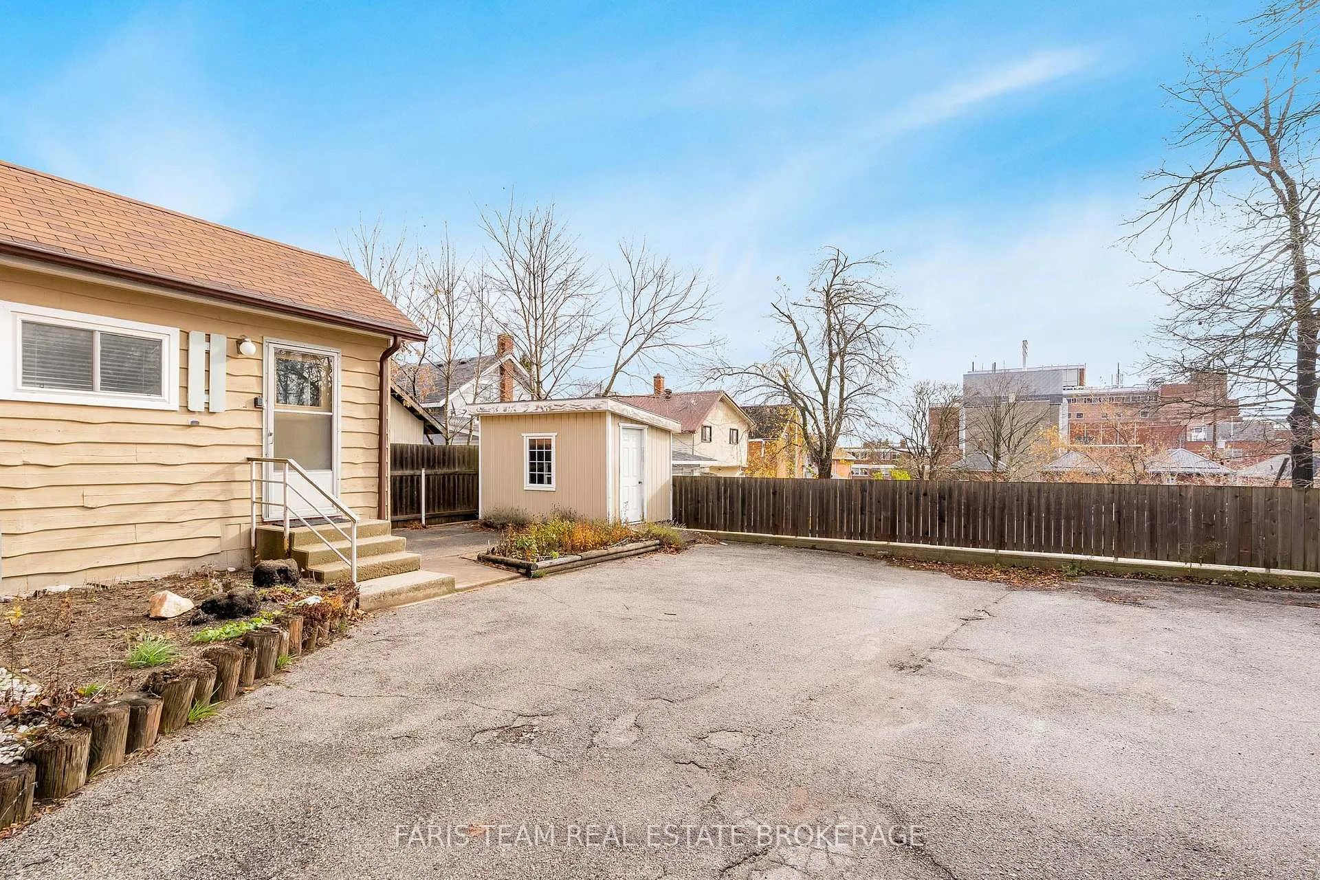 Photo 37 of 175 Mary Street, Orillia — HOMEH