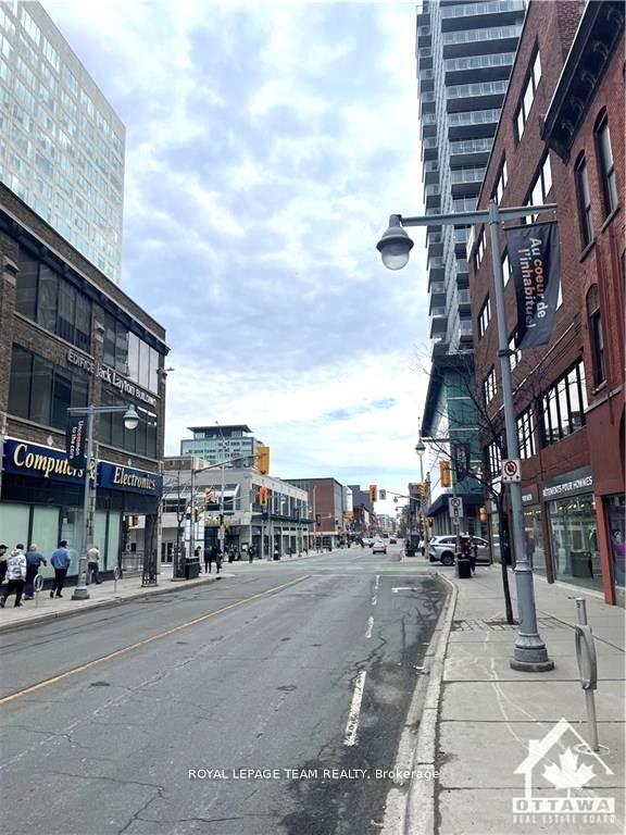 Photo 2 of Unit 2, 151 Bank Street, Ottawa, Ottawa Centre — HOMEH