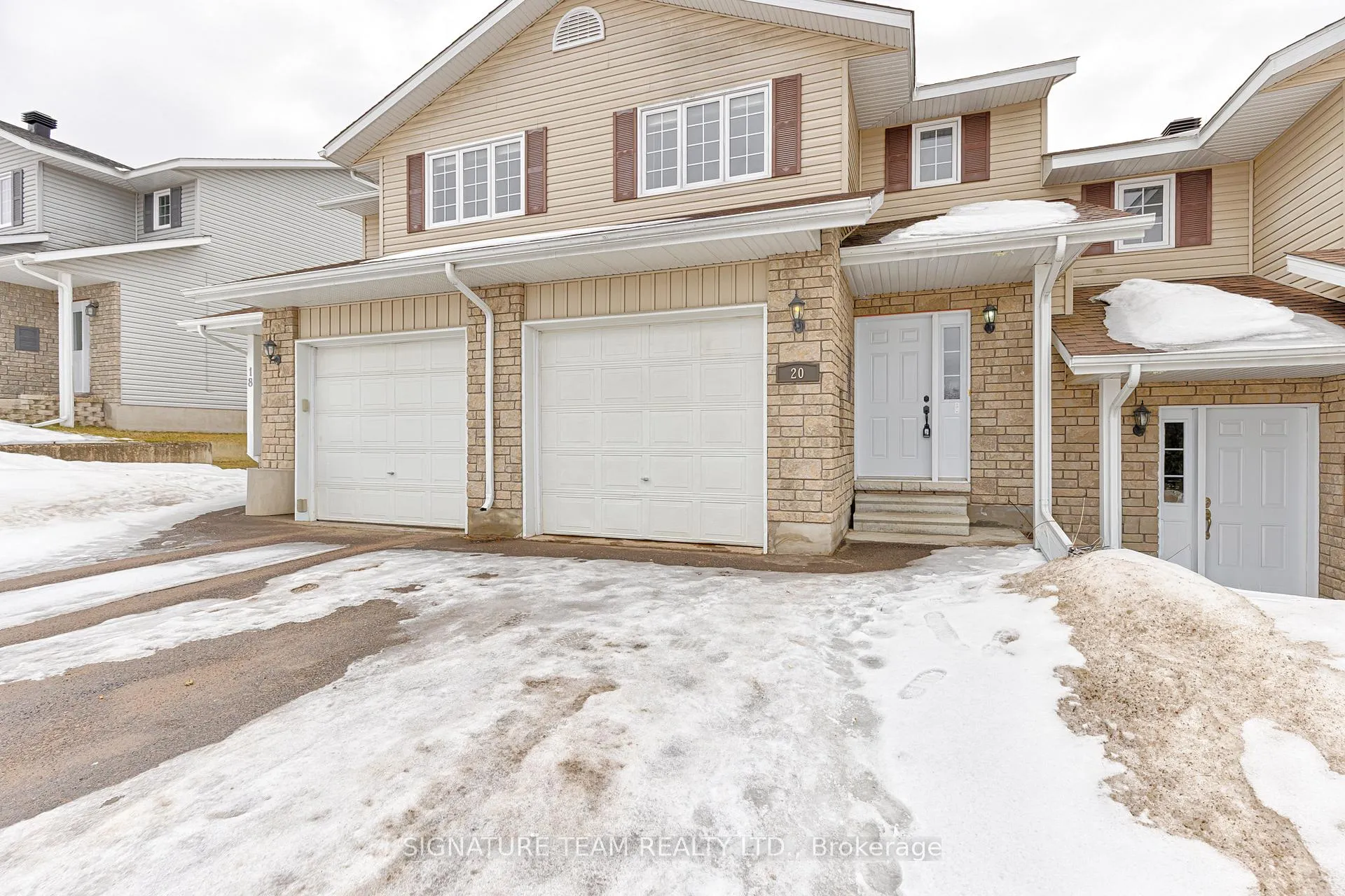 Photo 1 of 20 Northbrook Road, Petawawa — HOMEH